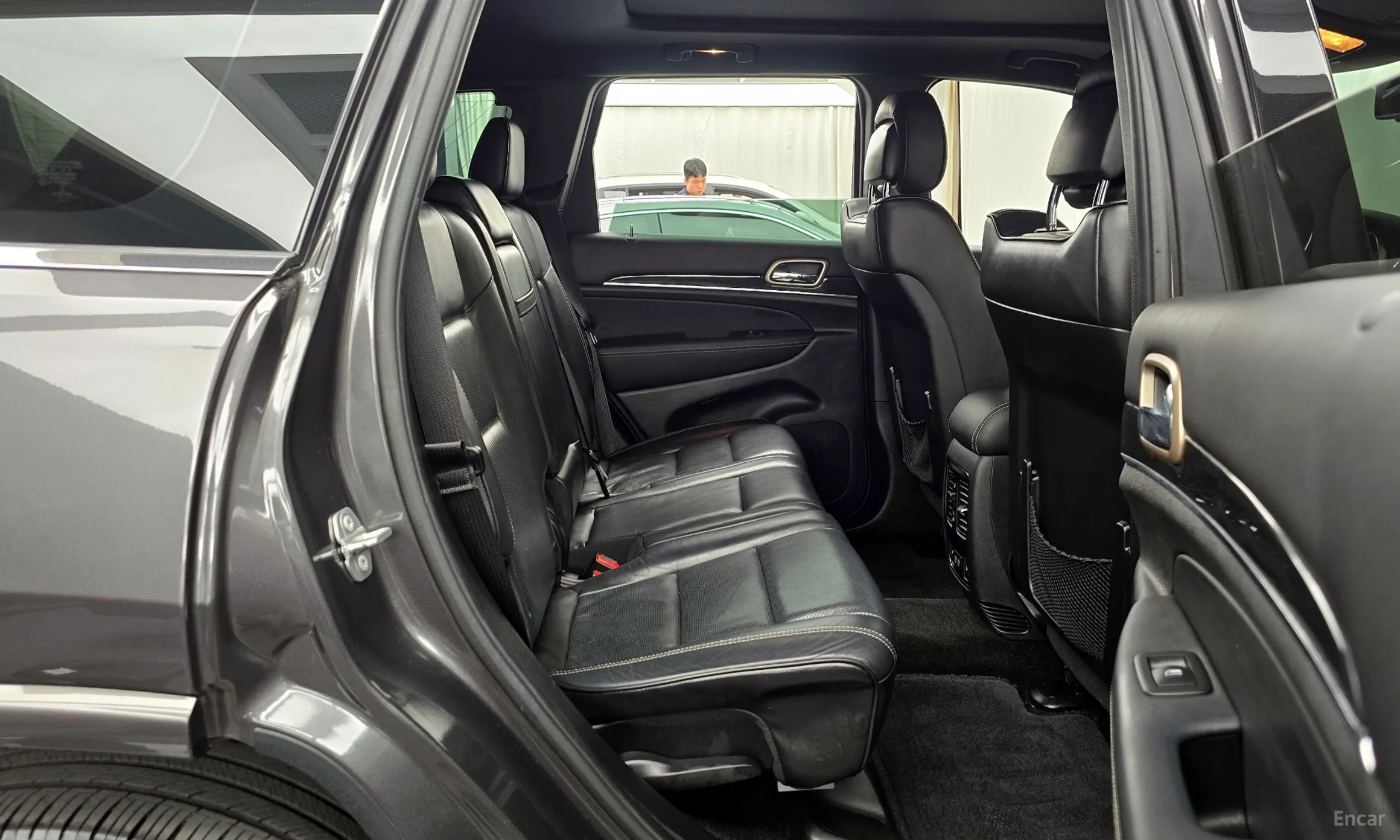 Jeep Grand Cherokee превью 12