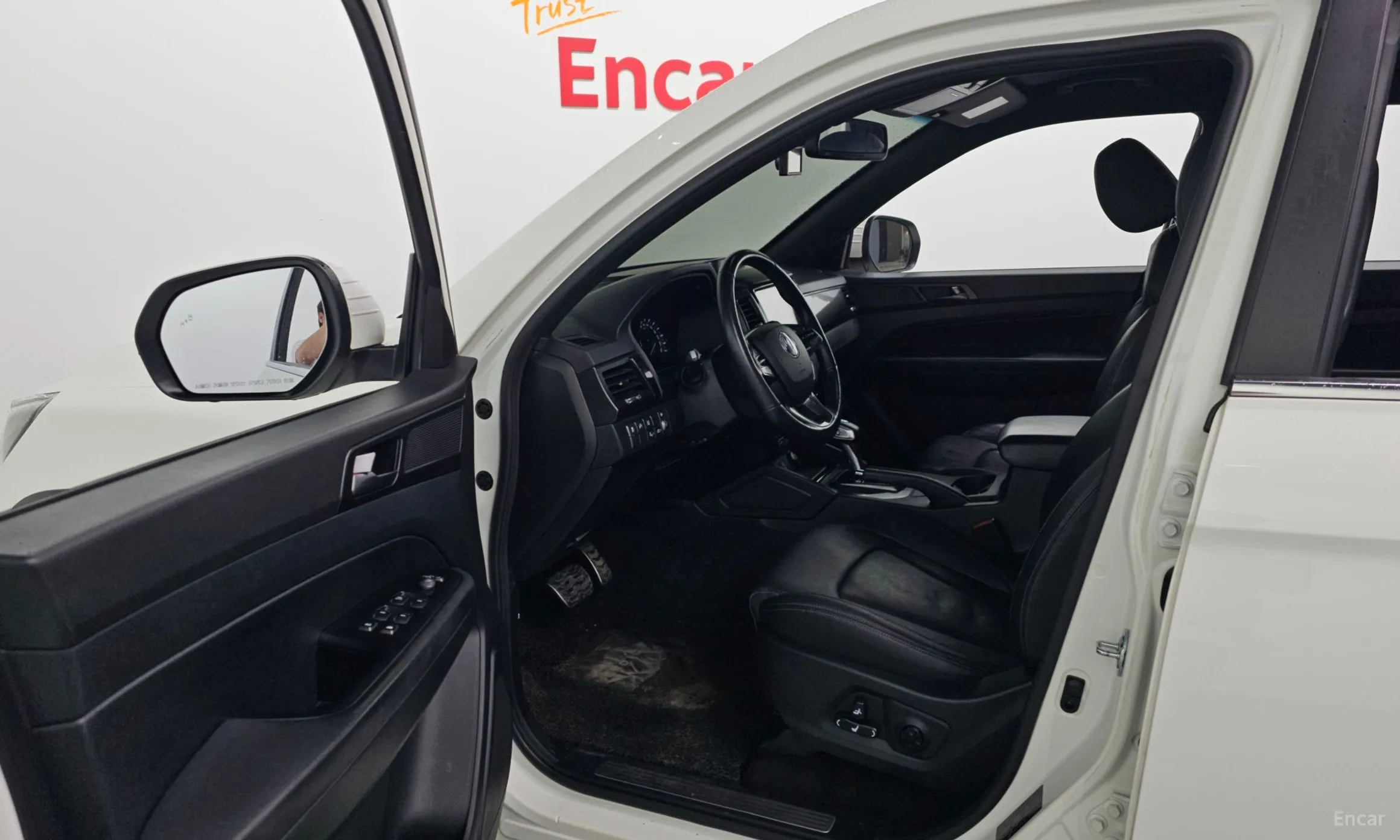 KG Mobility (SsangYong) Rexton Sports Khan превью 10
