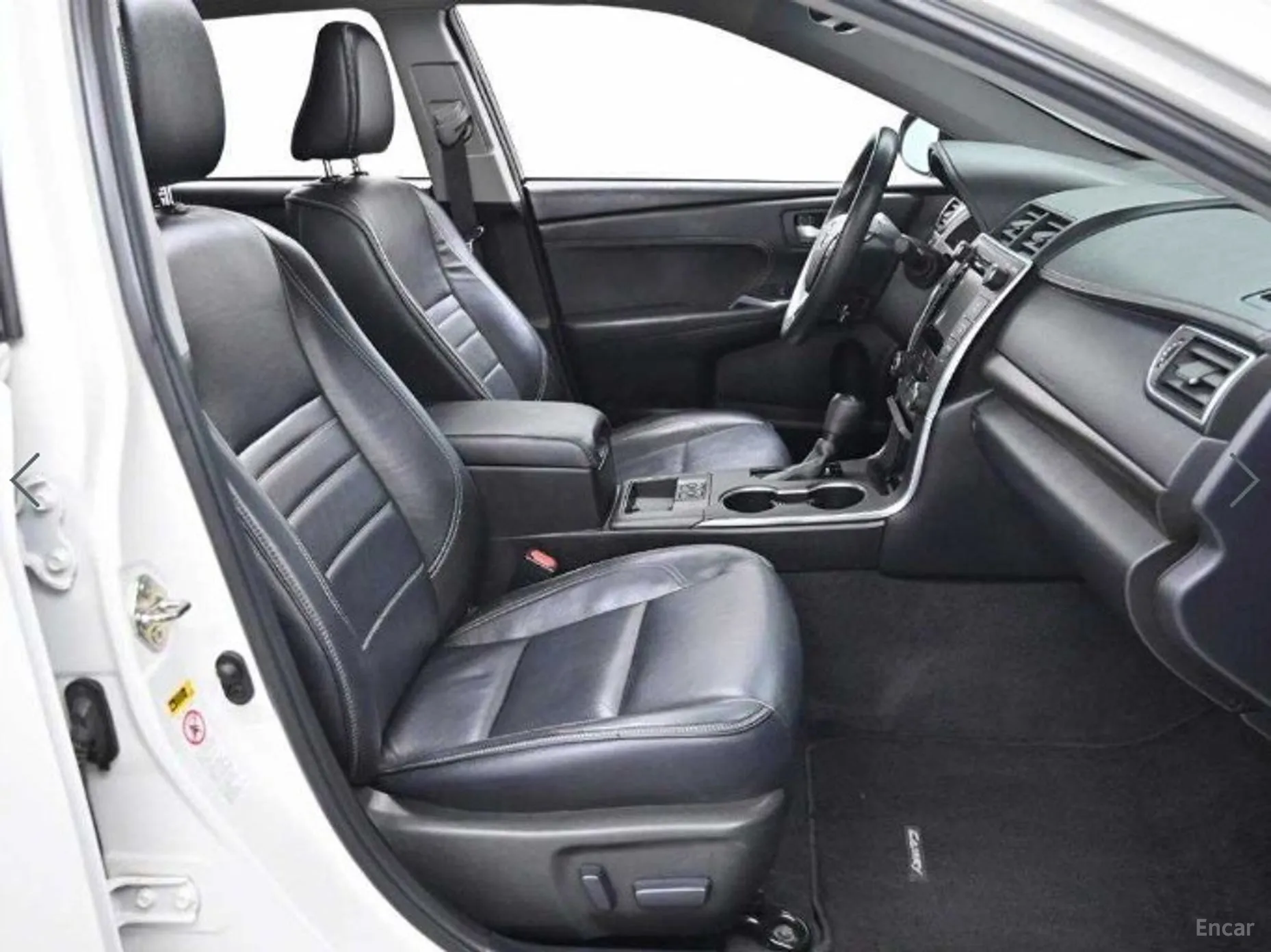 Toyota New Camry превью 11