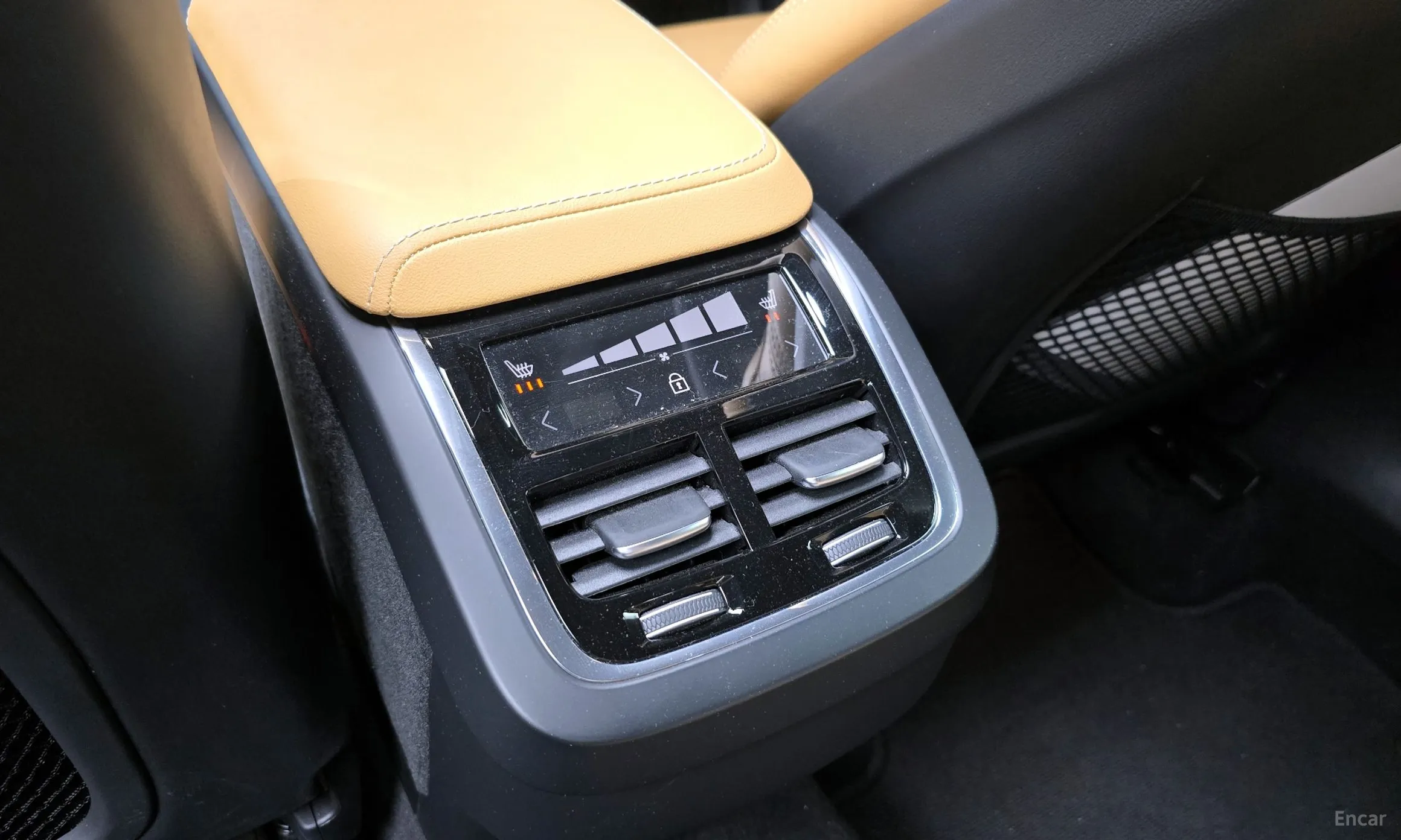 Volvo XC60 Gen 2 превью 17