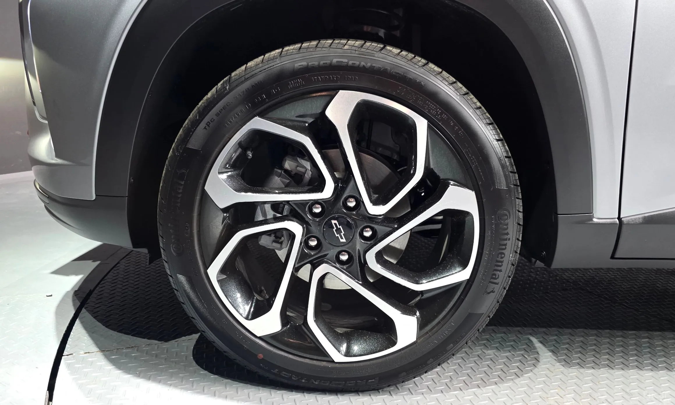 Chevrolet (GM Daewoo) Trax Crossover превью 5