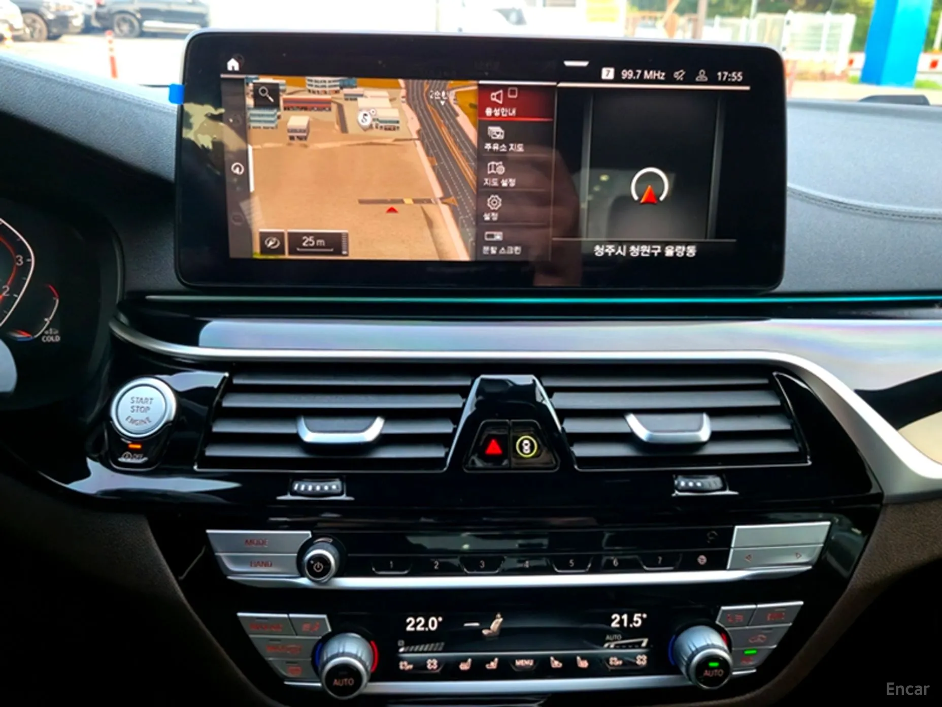 BMW 5 Series (G30) превью 13