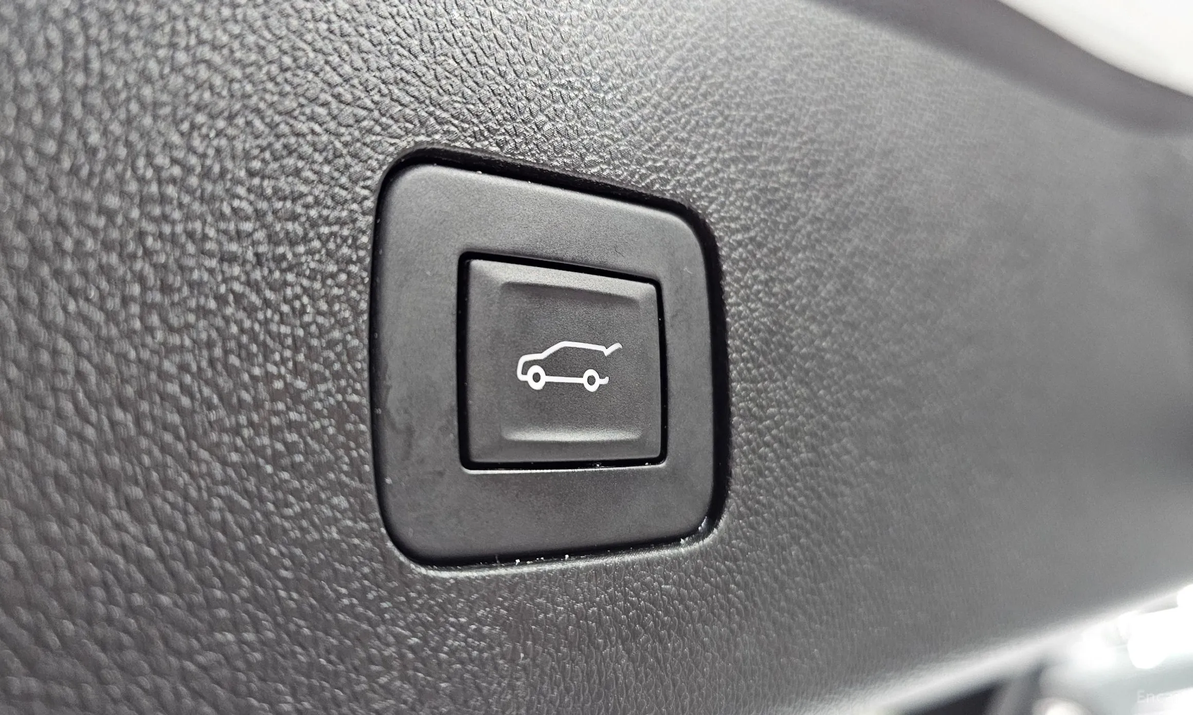 Chevrolet (GM Daewoo) Trax Crossover превью 17