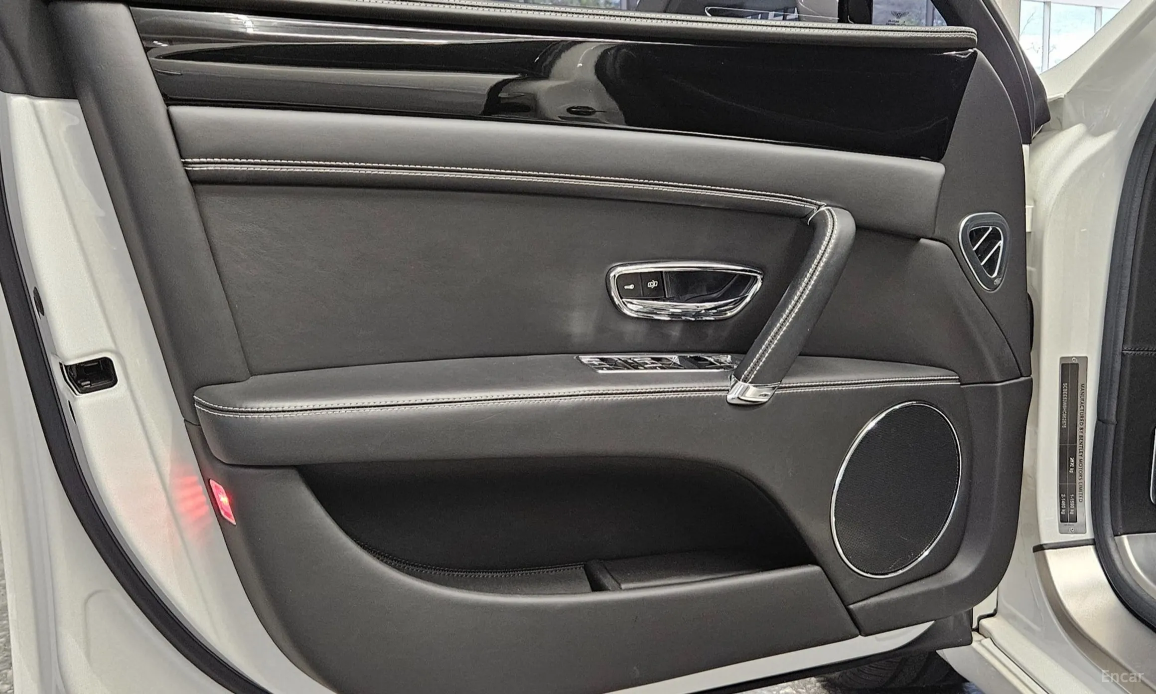 Bentley Flying Spur 2nd Generation превью 11