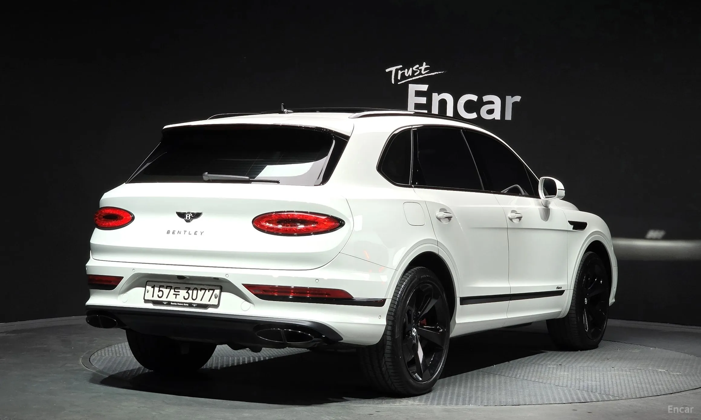 Bentley Bentayga превью 2