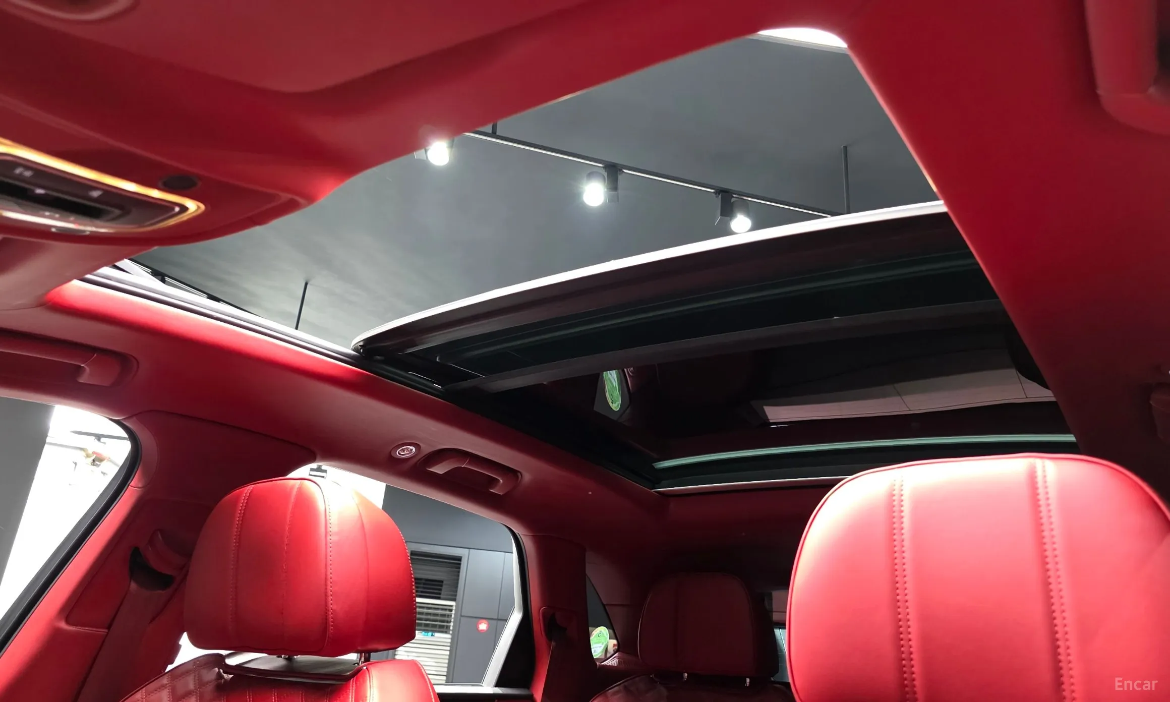 Bentley Bentayga превью 19