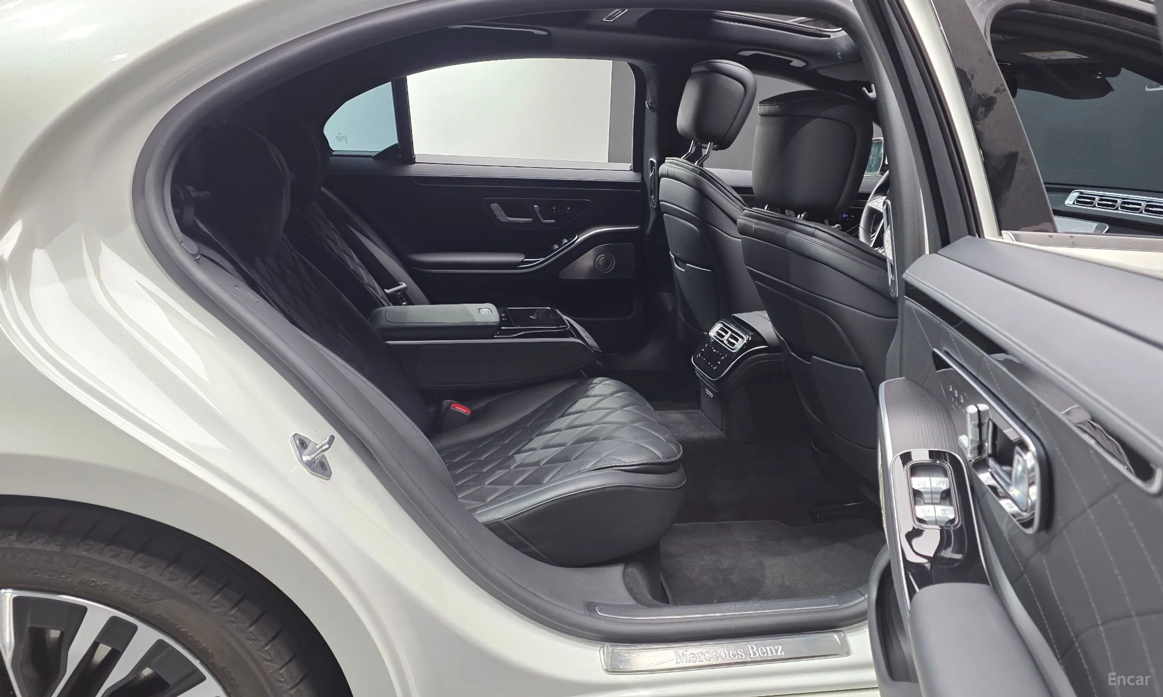 Mercedes Benz S-Class W223 превью 12