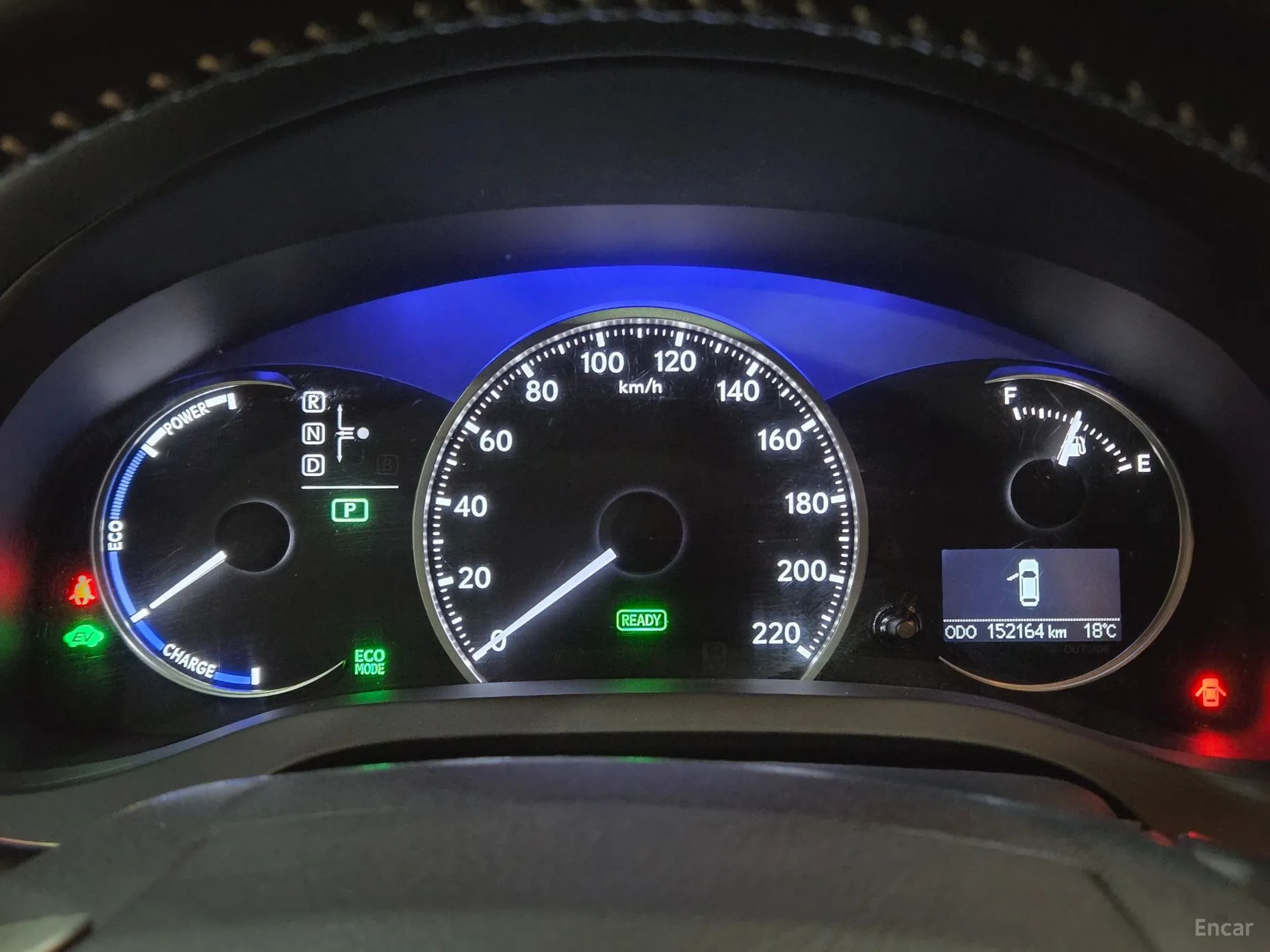 Lexus CT200h превью 10