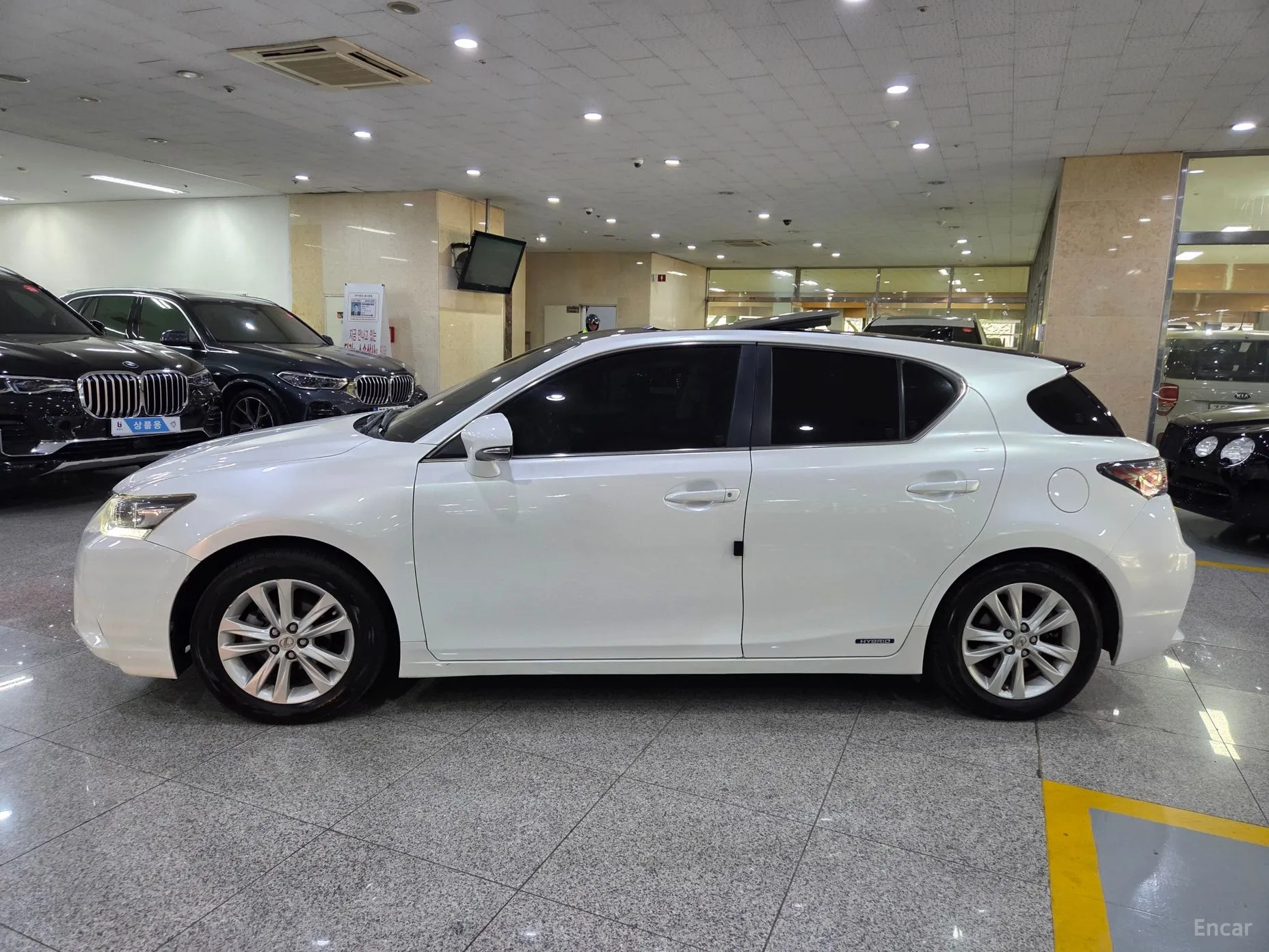 Lexus CT200h превью 3