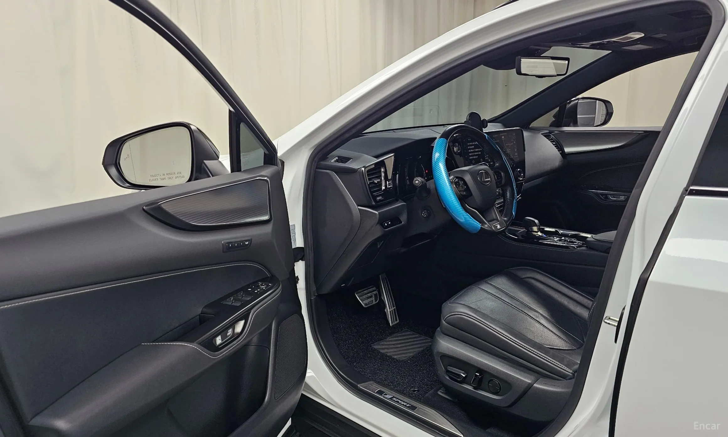 Lexus NX450h + 2nd Gen превью 10
