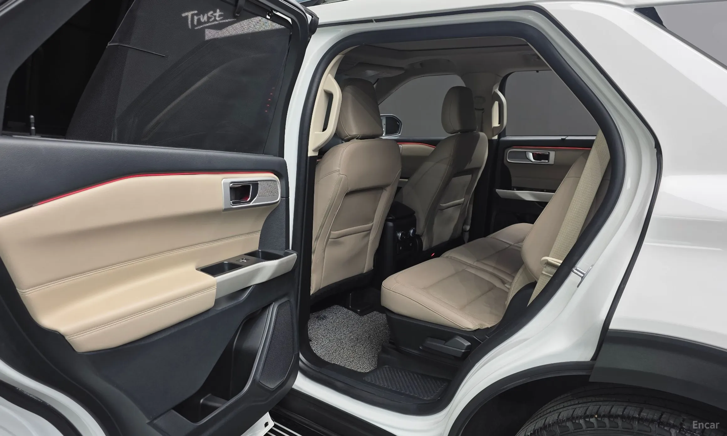 Ford Explorer 6th Generation превью 15
