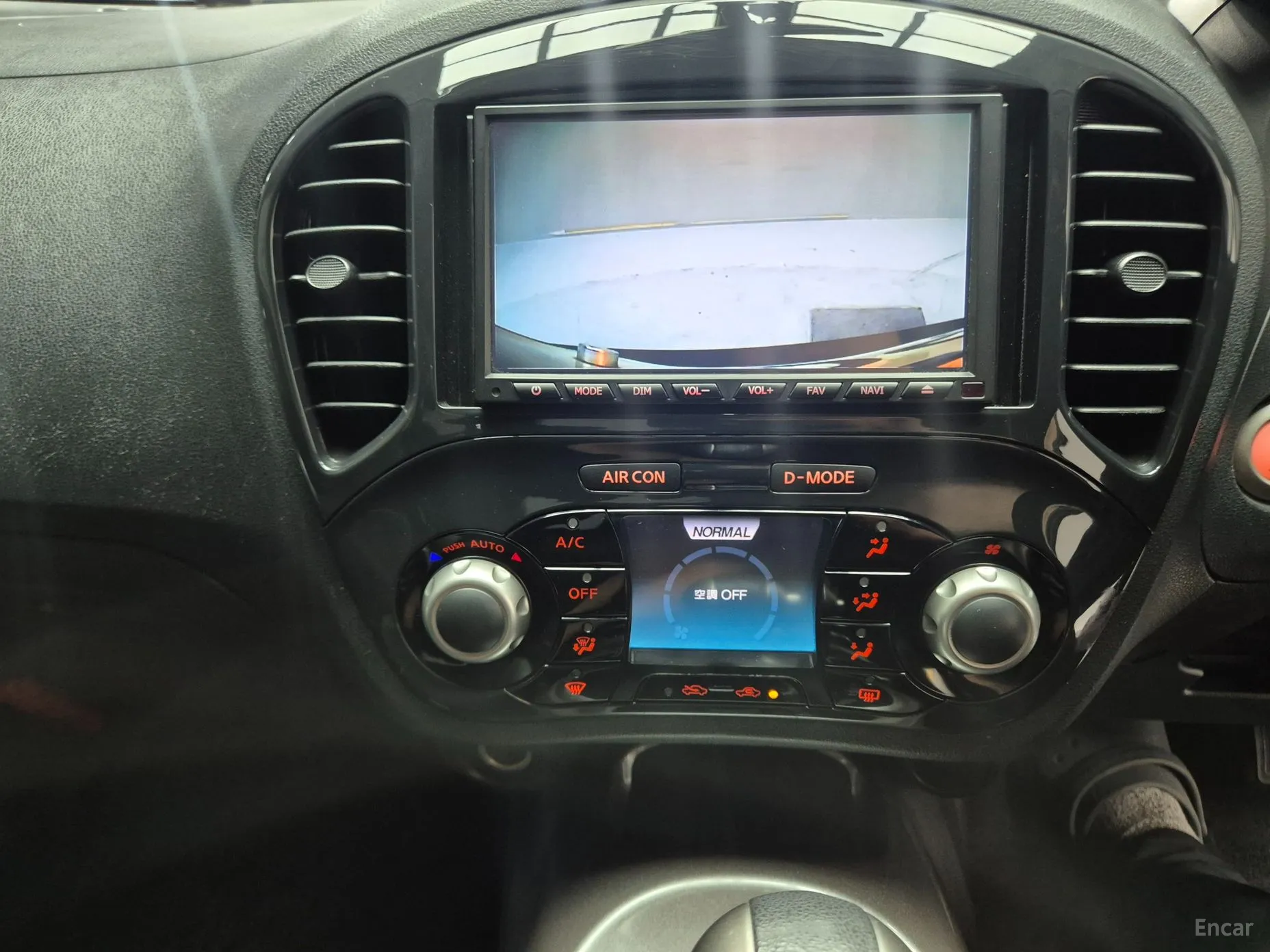 Nissan Juke превью 12