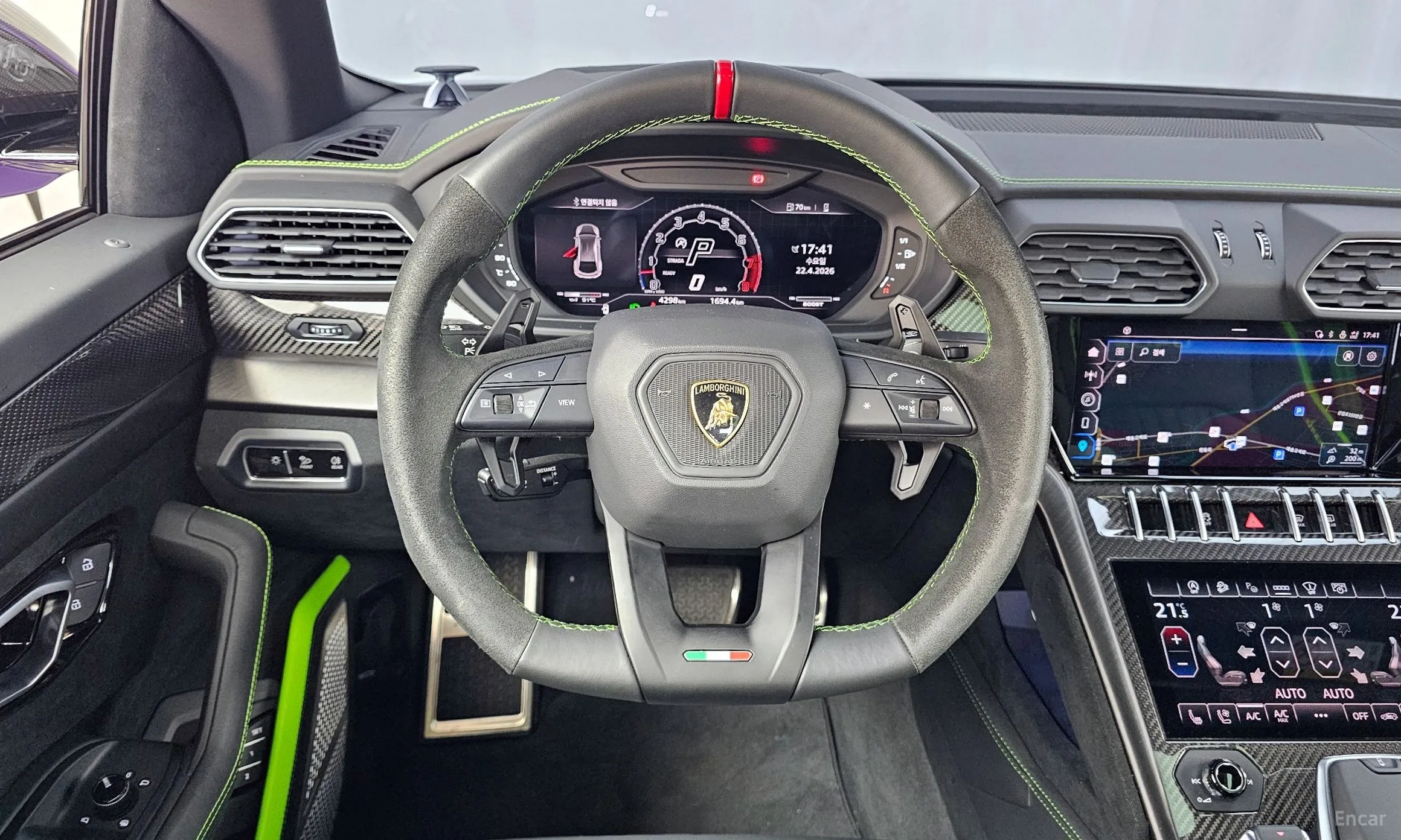Lamborghini Urus превью 13