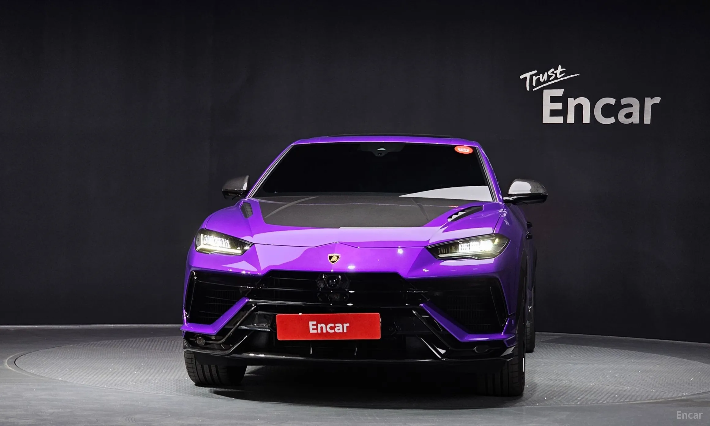 Lamborghini Urus превью 3
