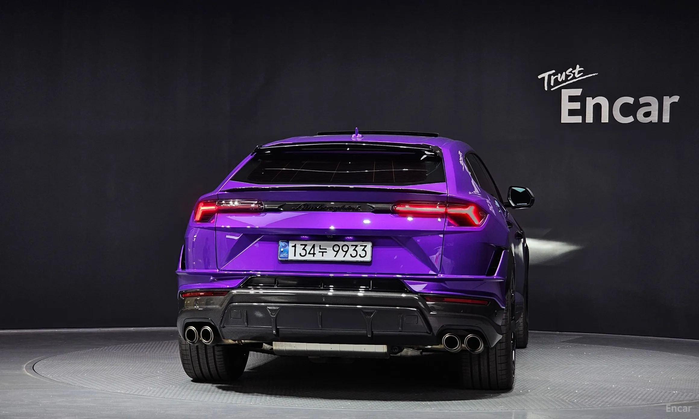 Lamborghini Urus превью 4
