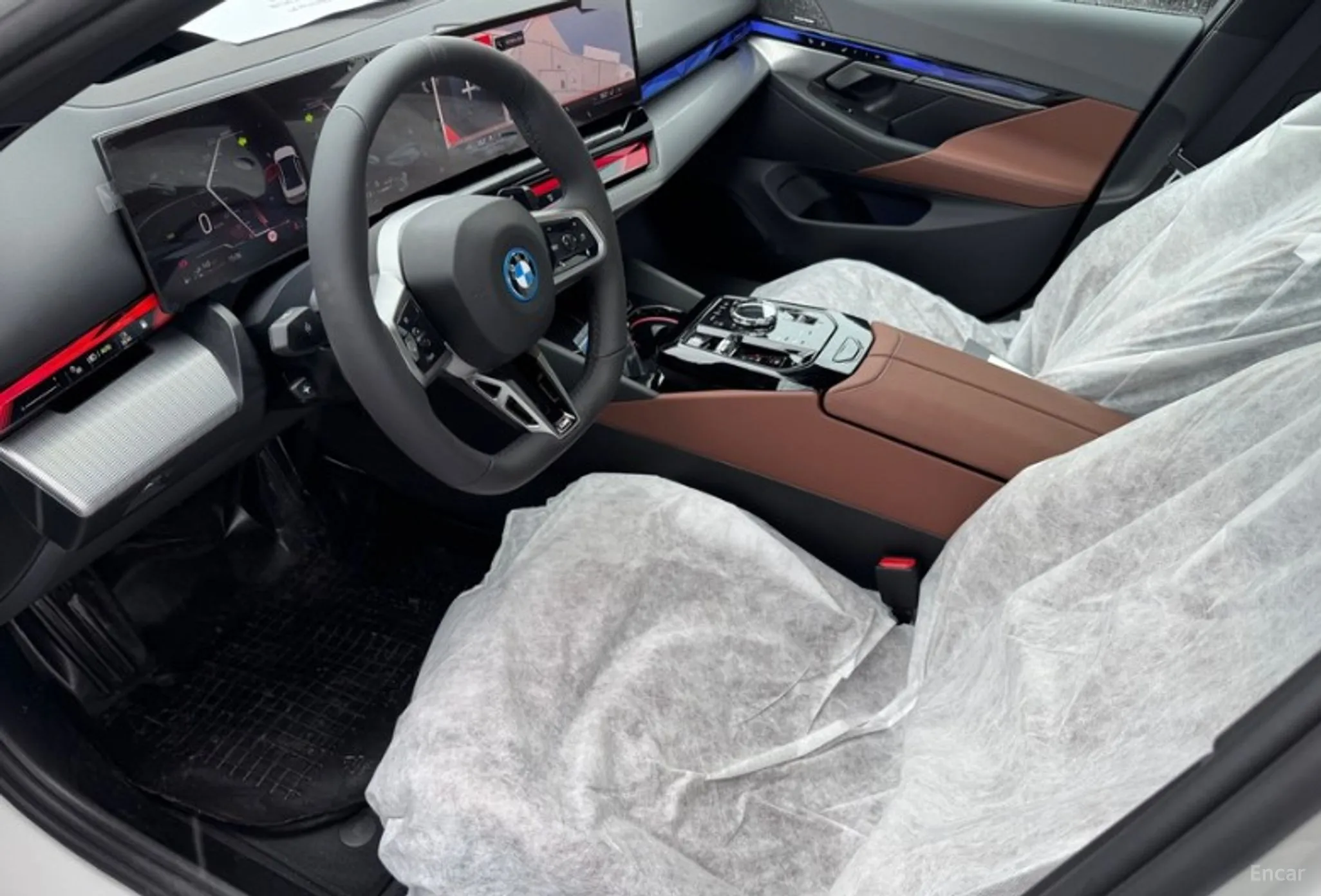 BMW 5 Series (G60) превью 3