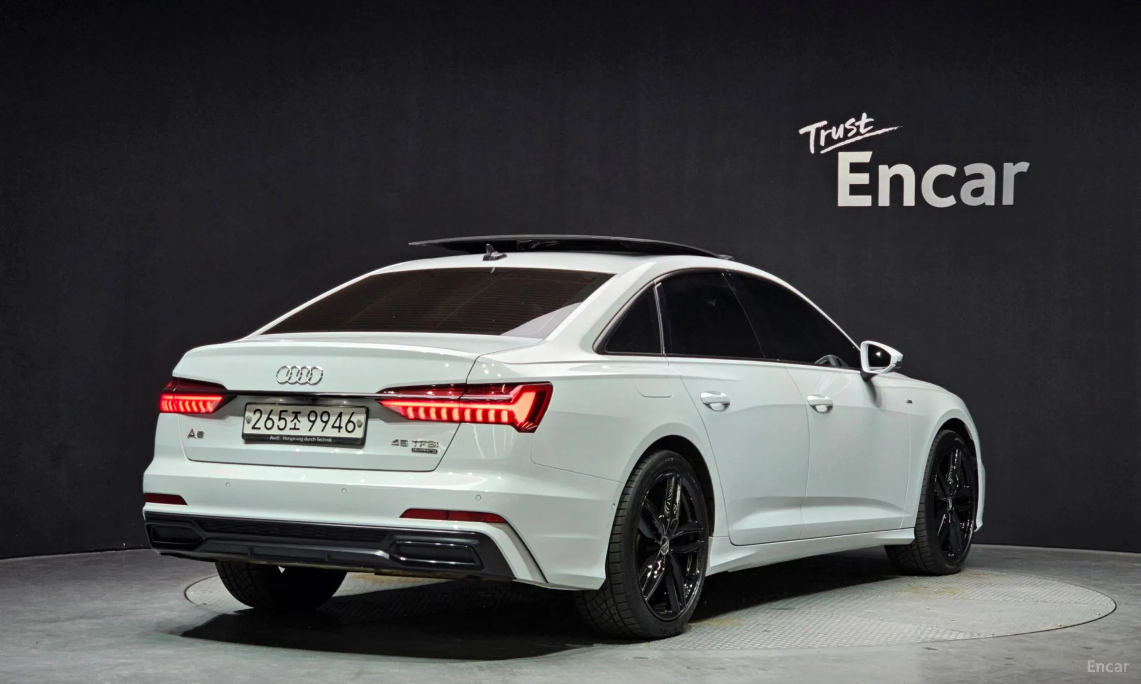 Audi A6 (C8) превью 2