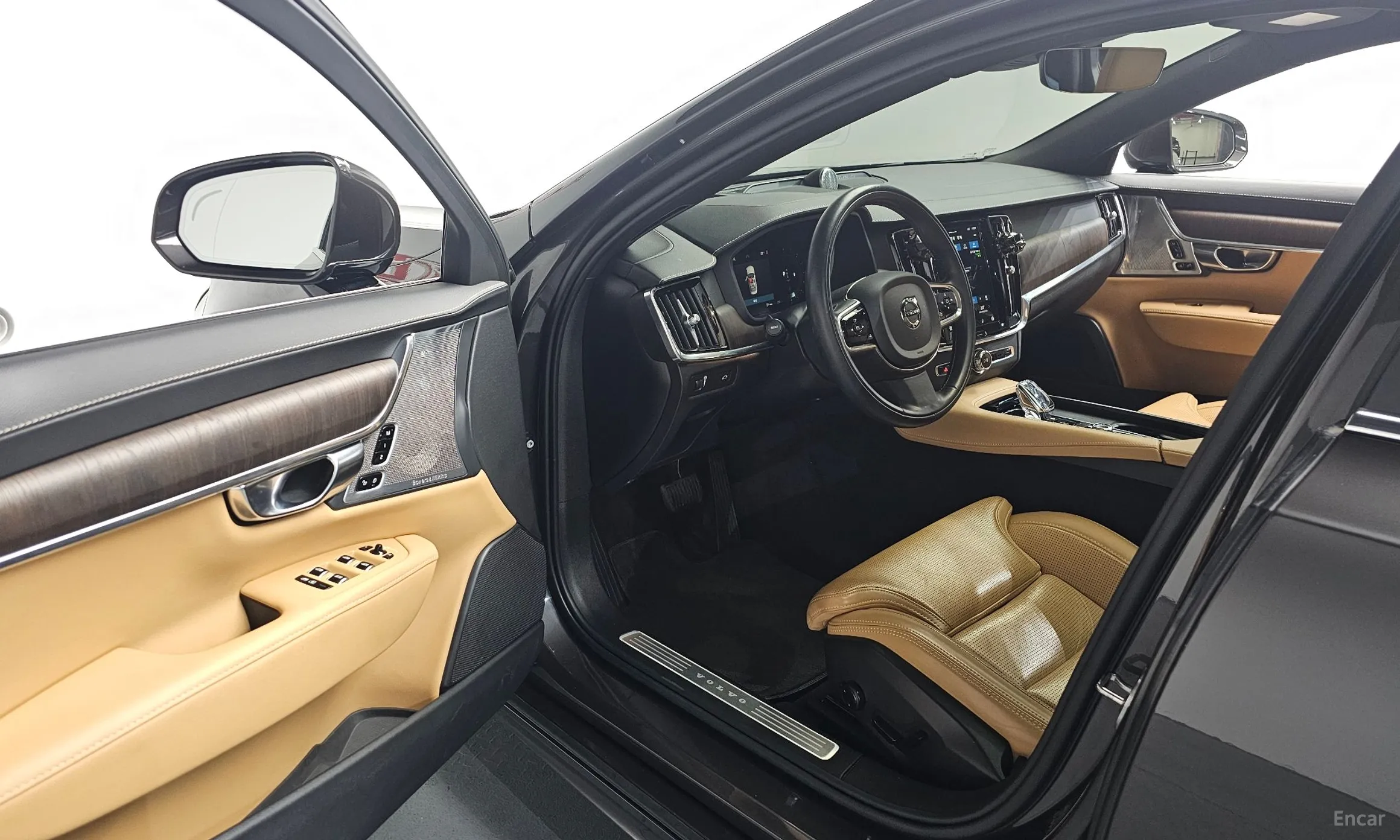 Volvo S90 превью 10