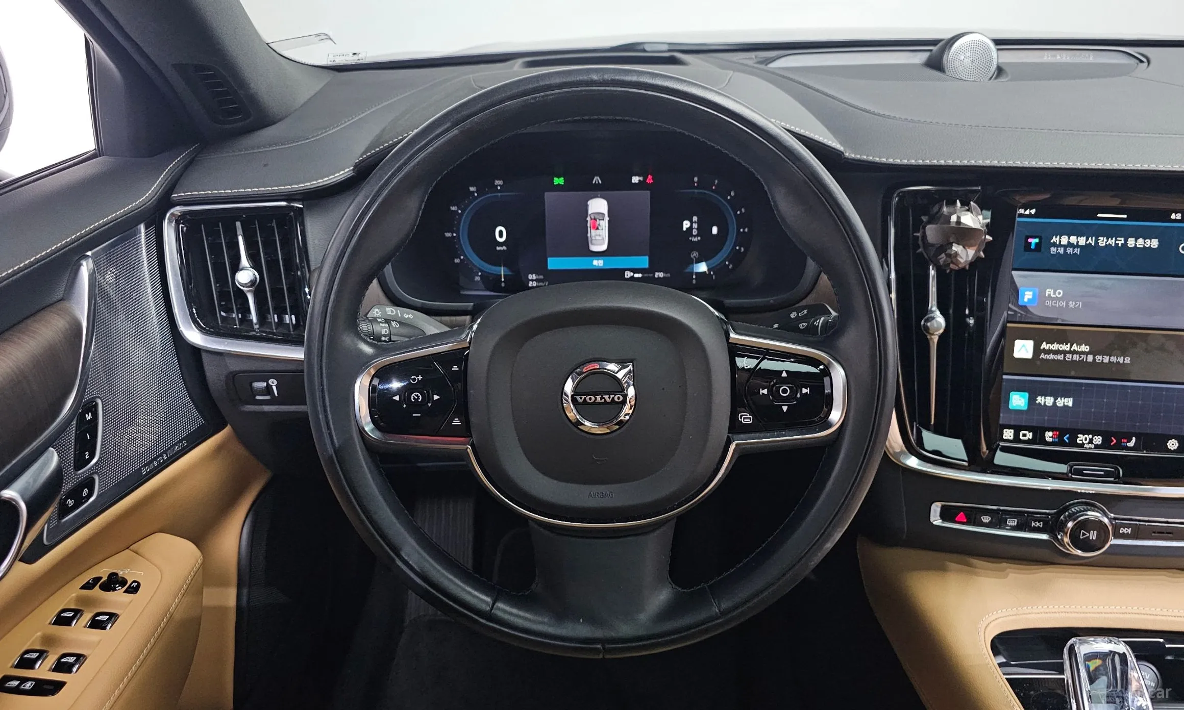 Volvo S90 превью 14