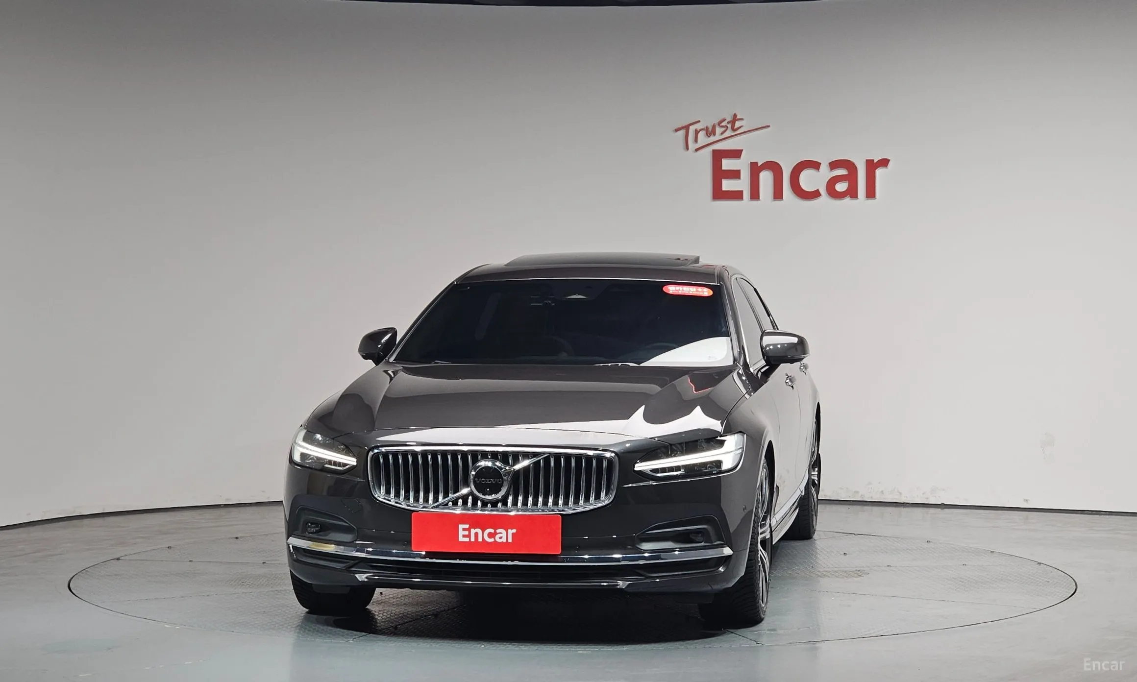 Volvo S90 превью 3