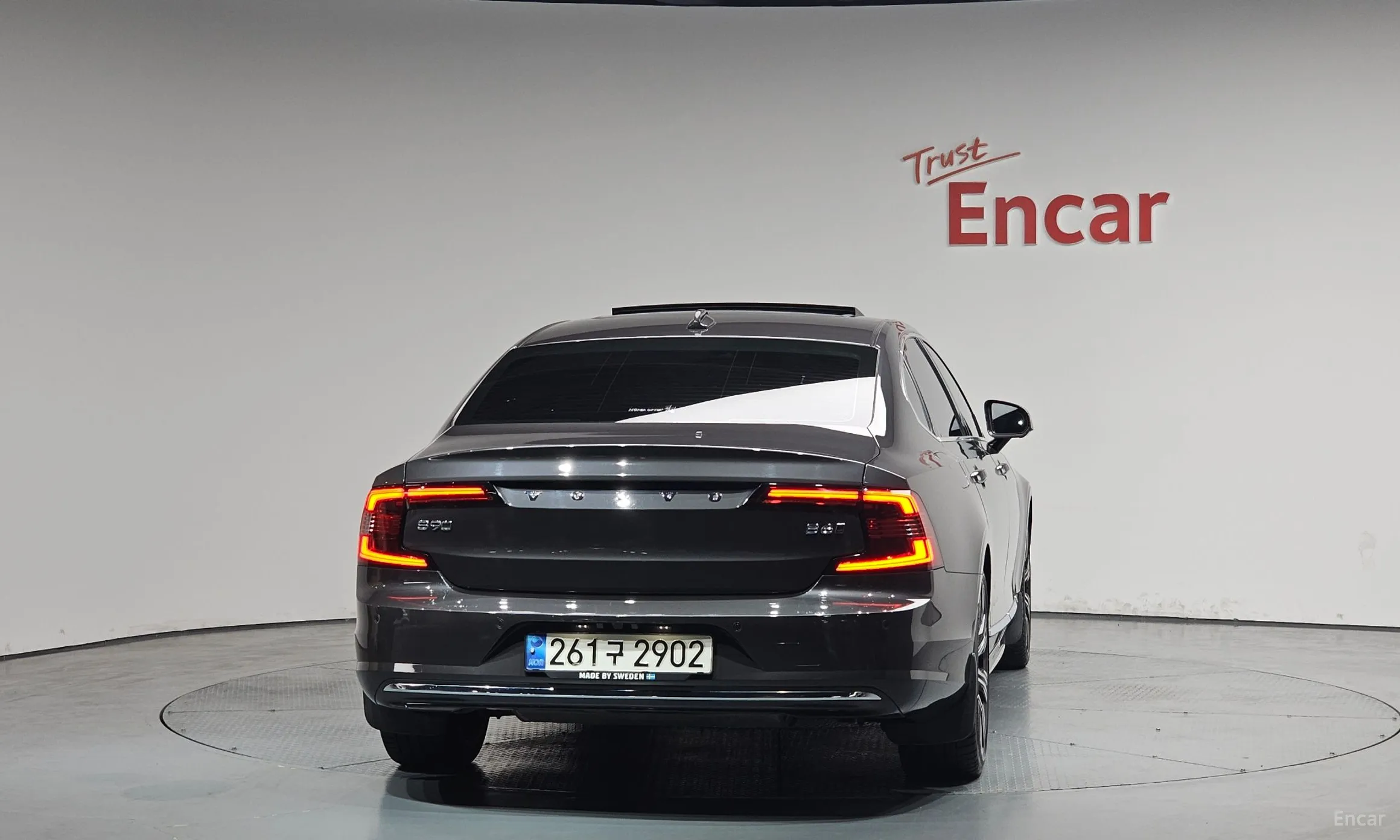 Volvo S90 превью 4