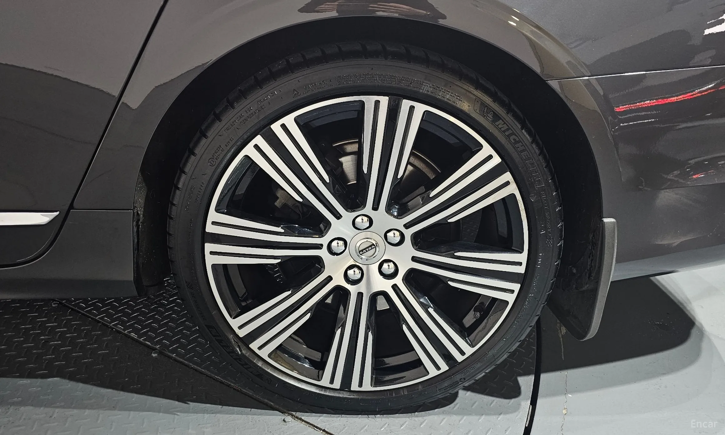 Volvo S90 превью 5