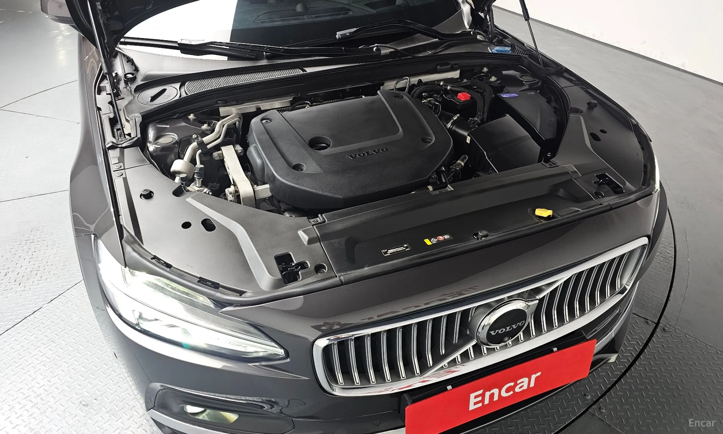 Volvo S90 превью 6