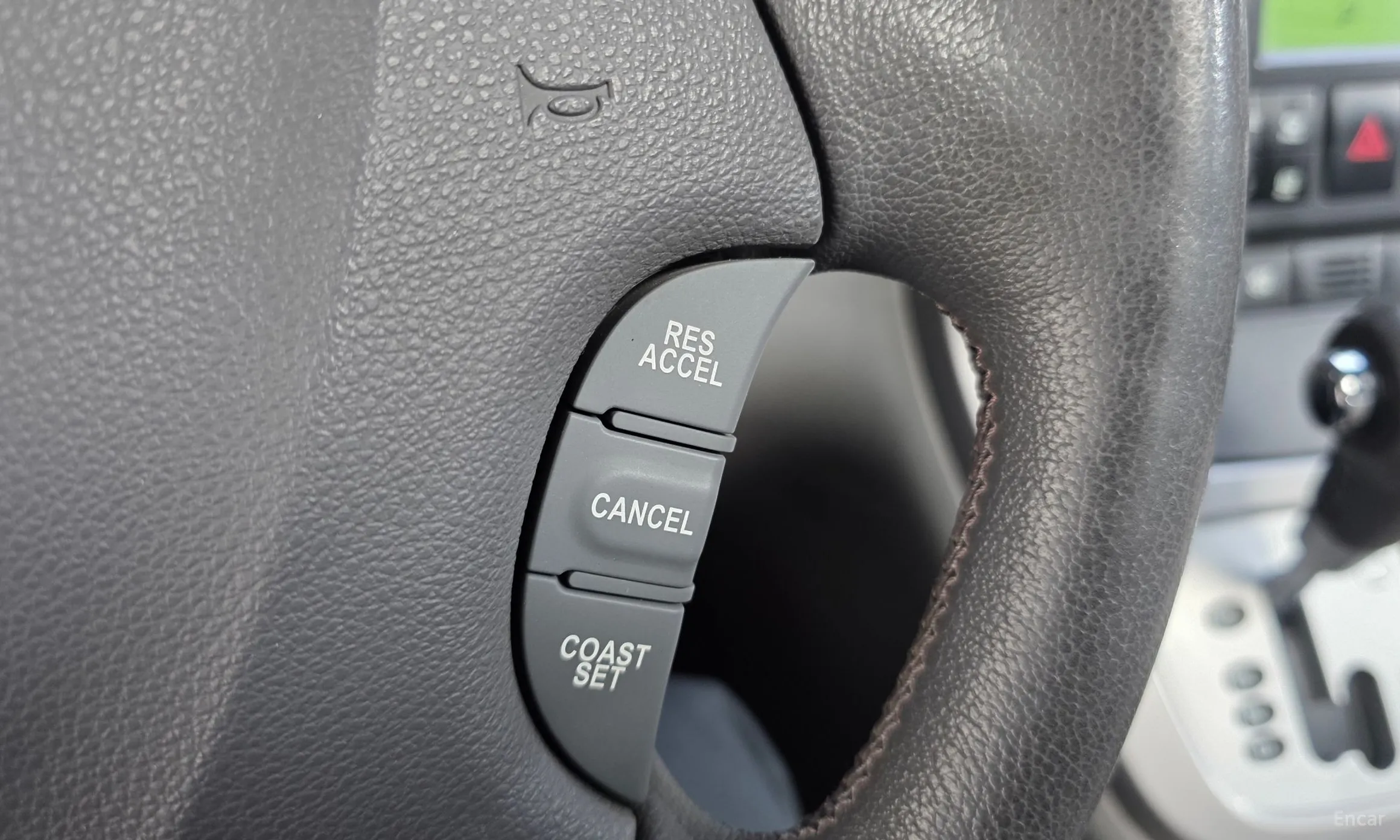 Kia Carnival R превью 16
