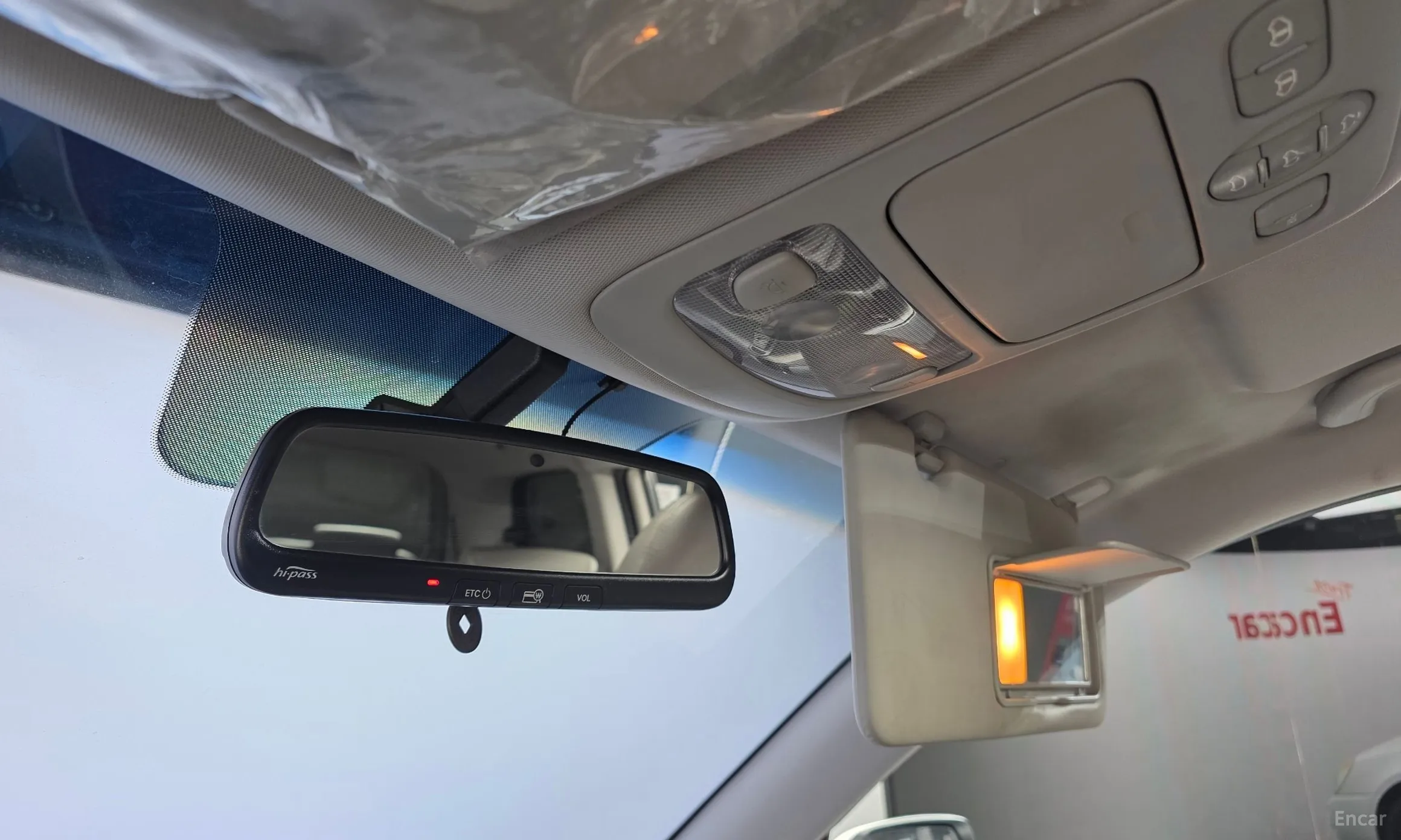 Kia Carnival R превью 18