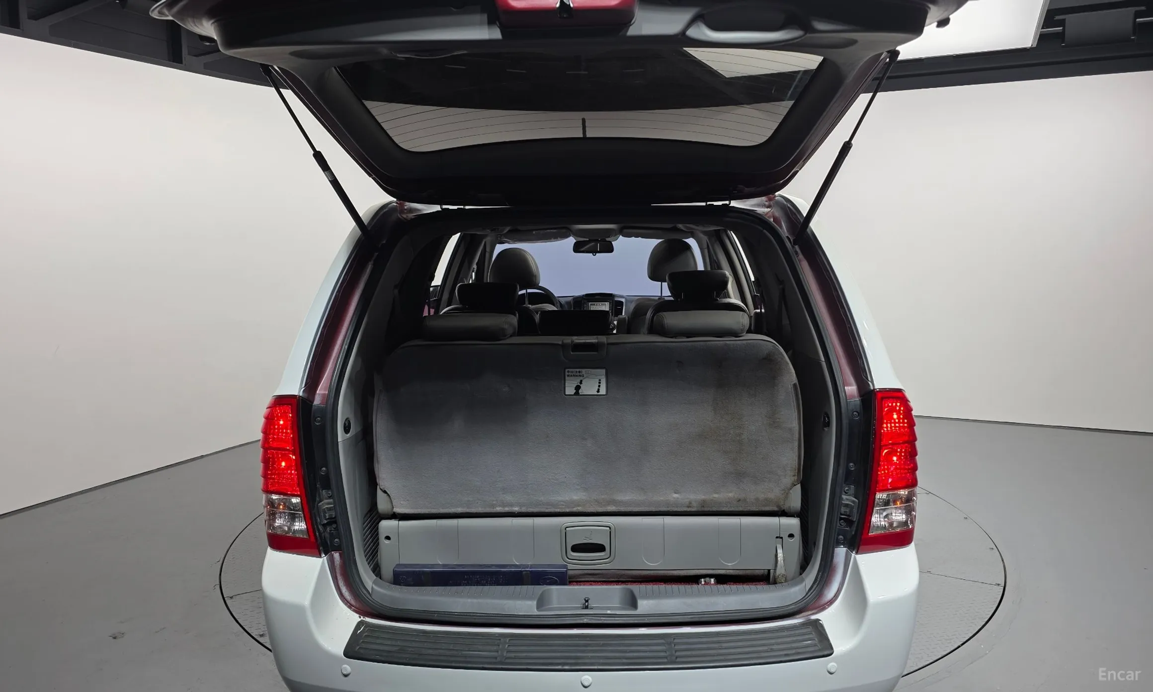 Kia Carnival R превью 20