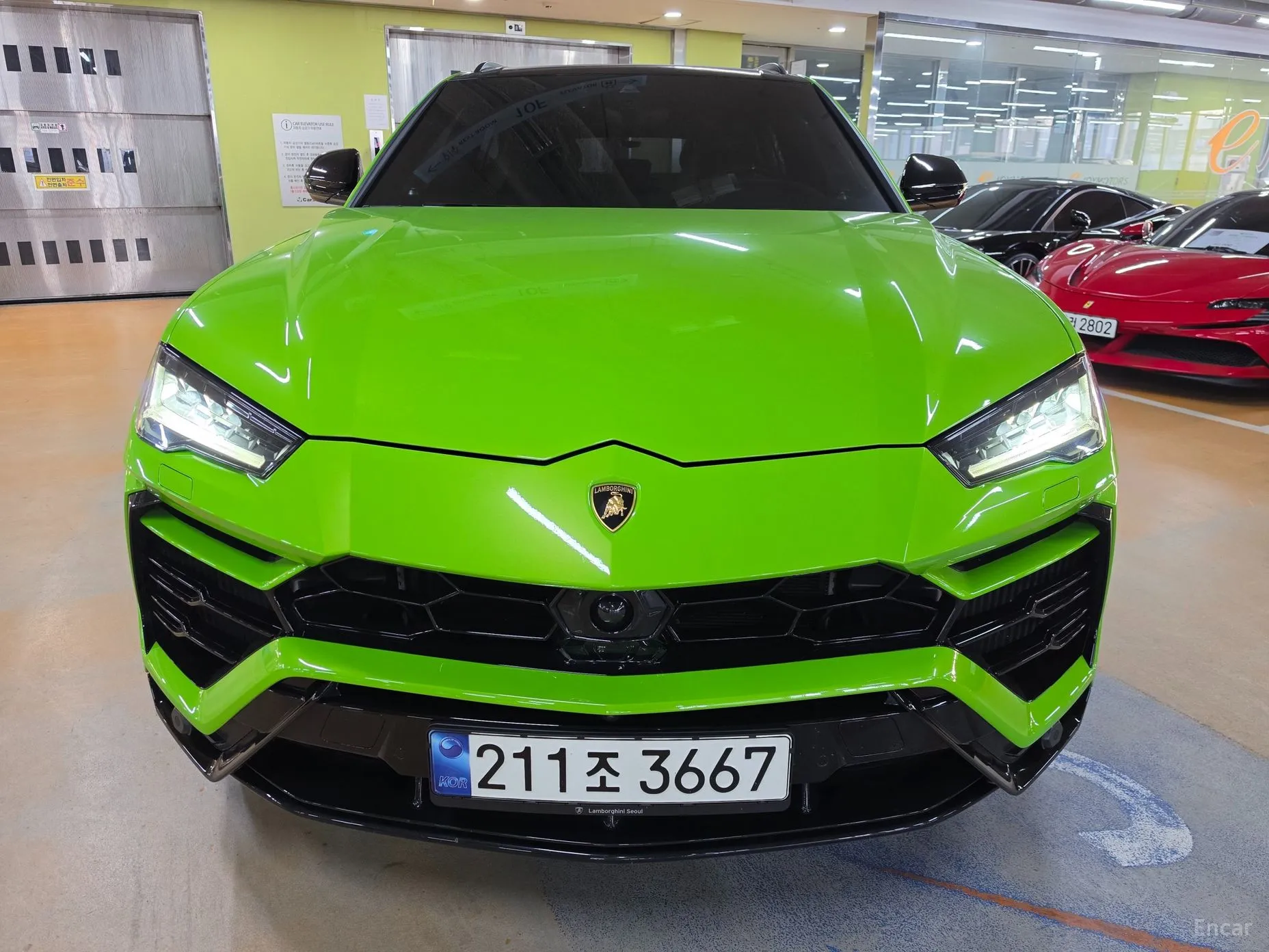 Lamborghini Urus превью 3
