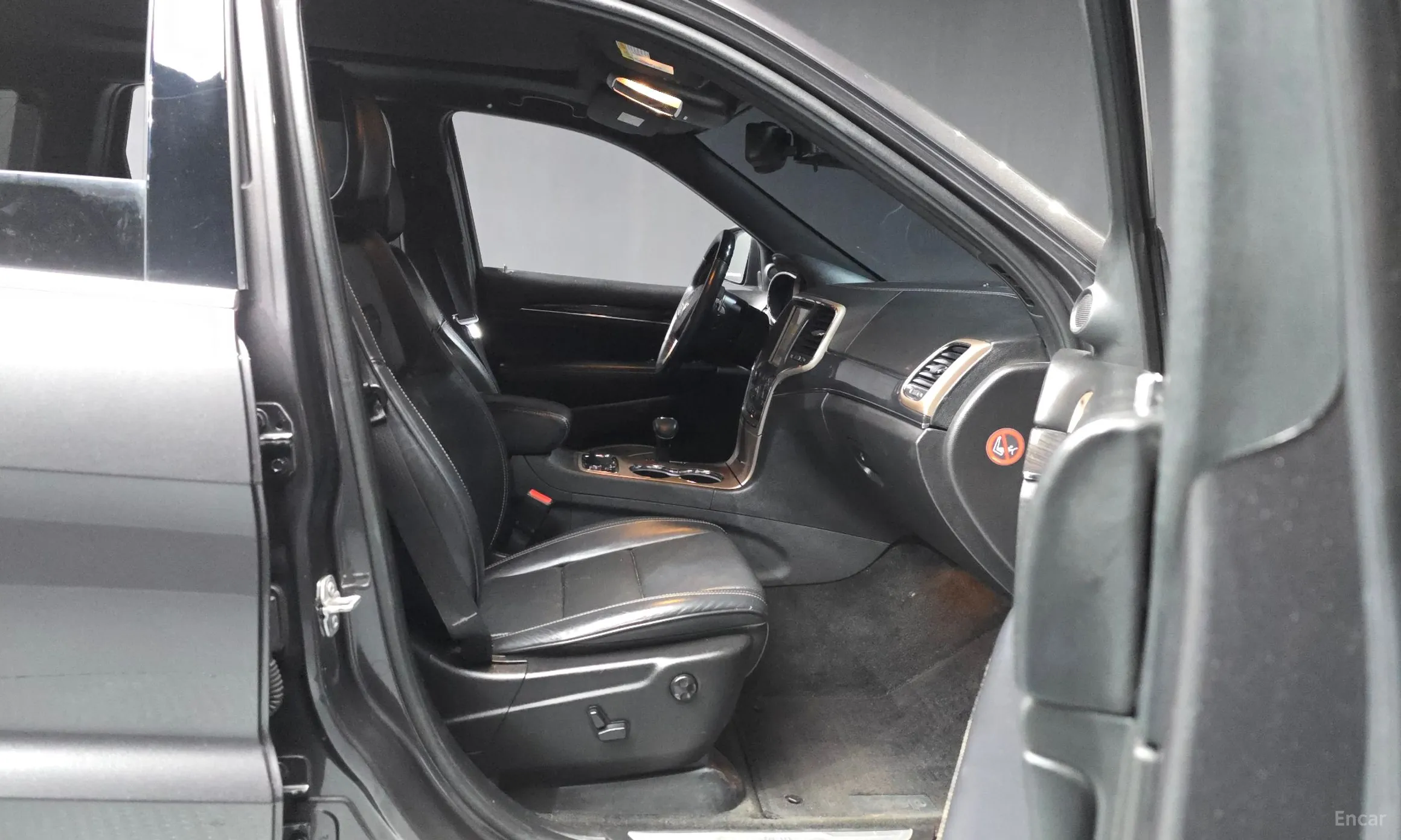 Jeep Grand Cherokee превью 11