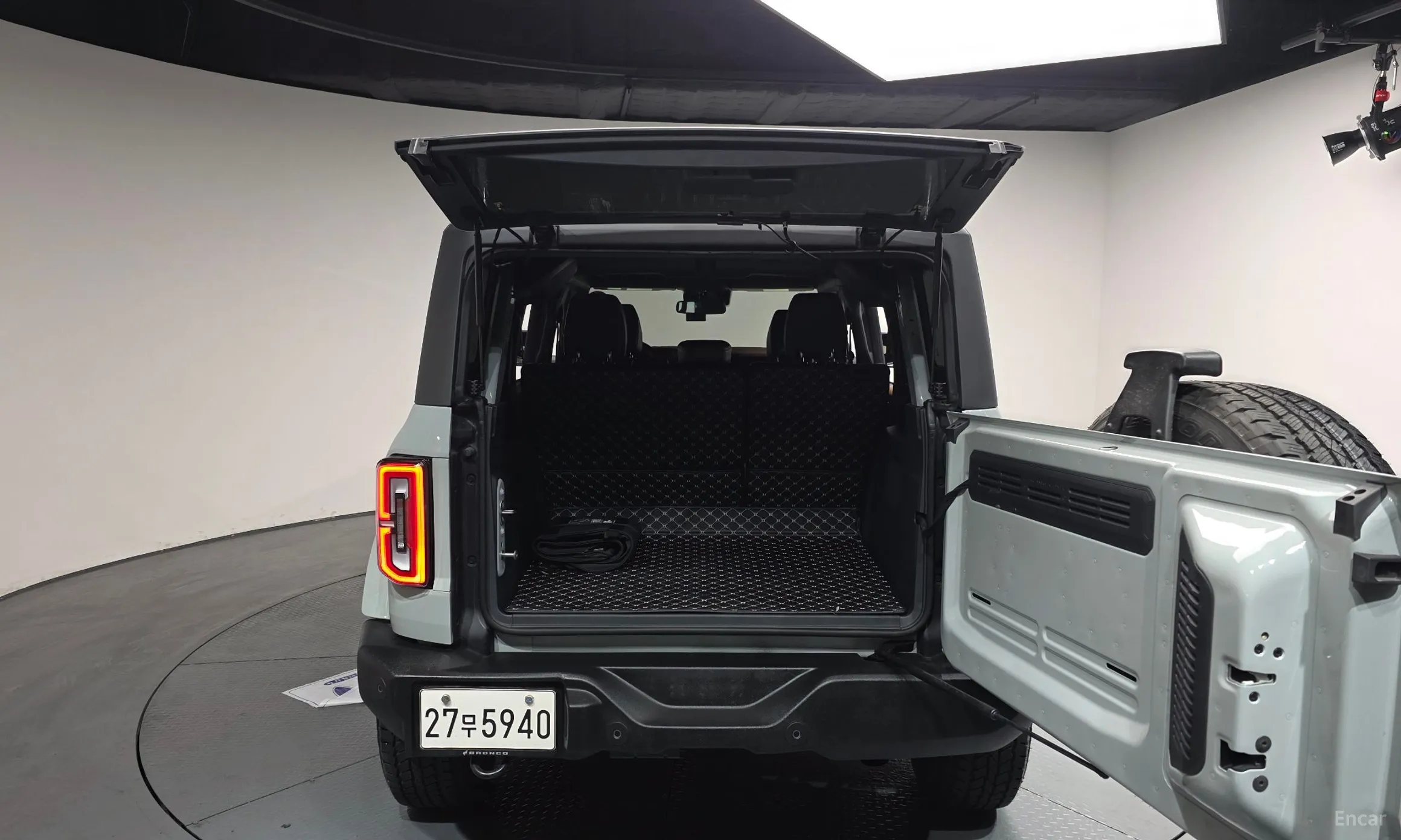 Ford Bronco 6th Generation превью 20