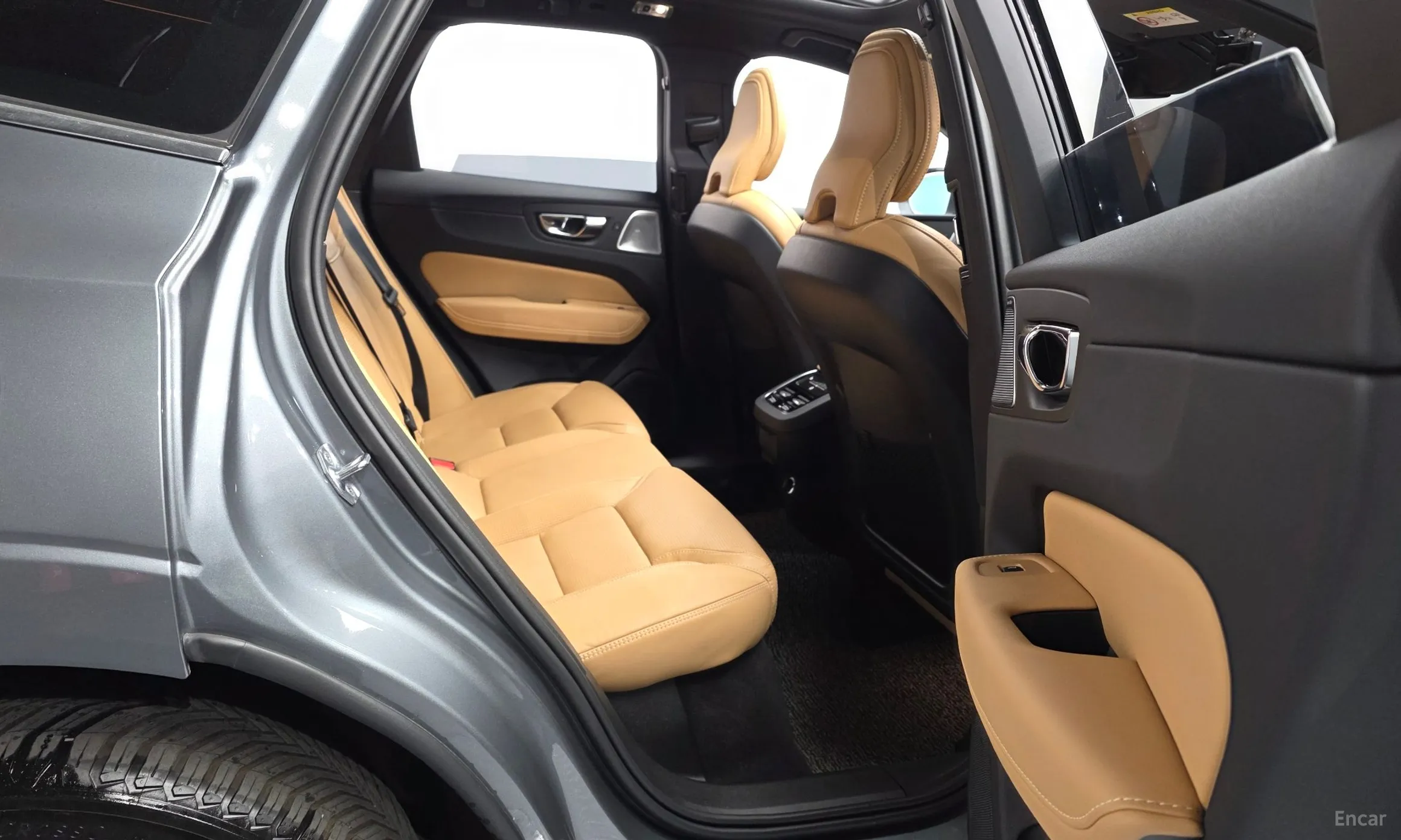 Volvo XC60 Gen 2 превью 12