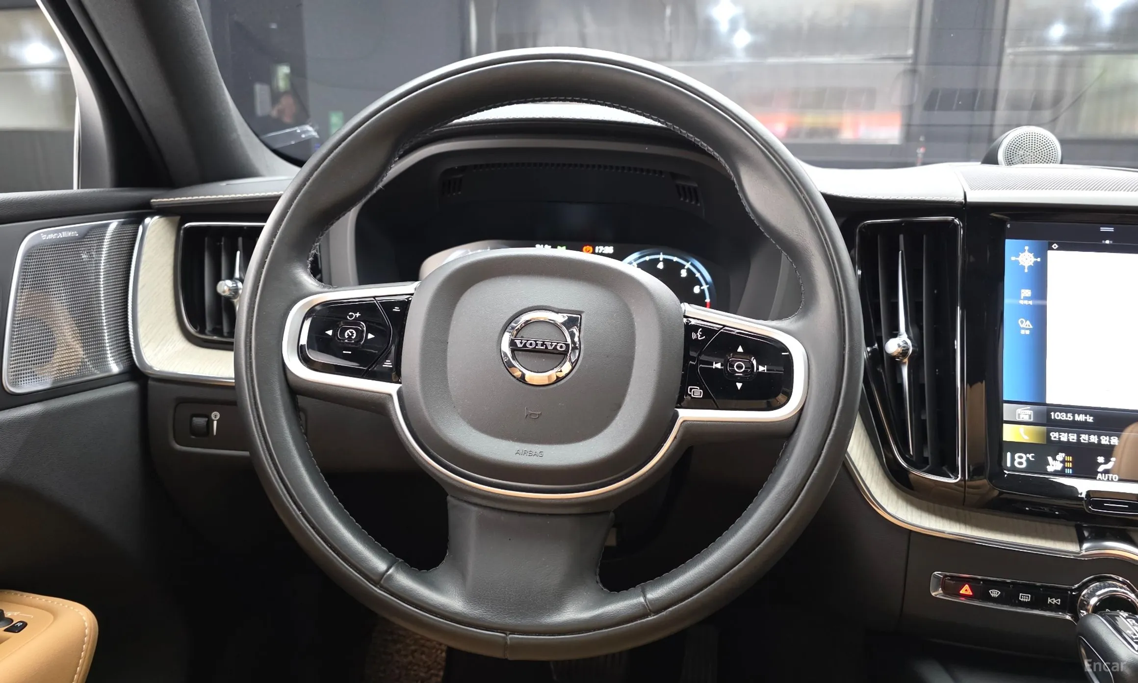 Volvo XC60 Gen 2 превью 13