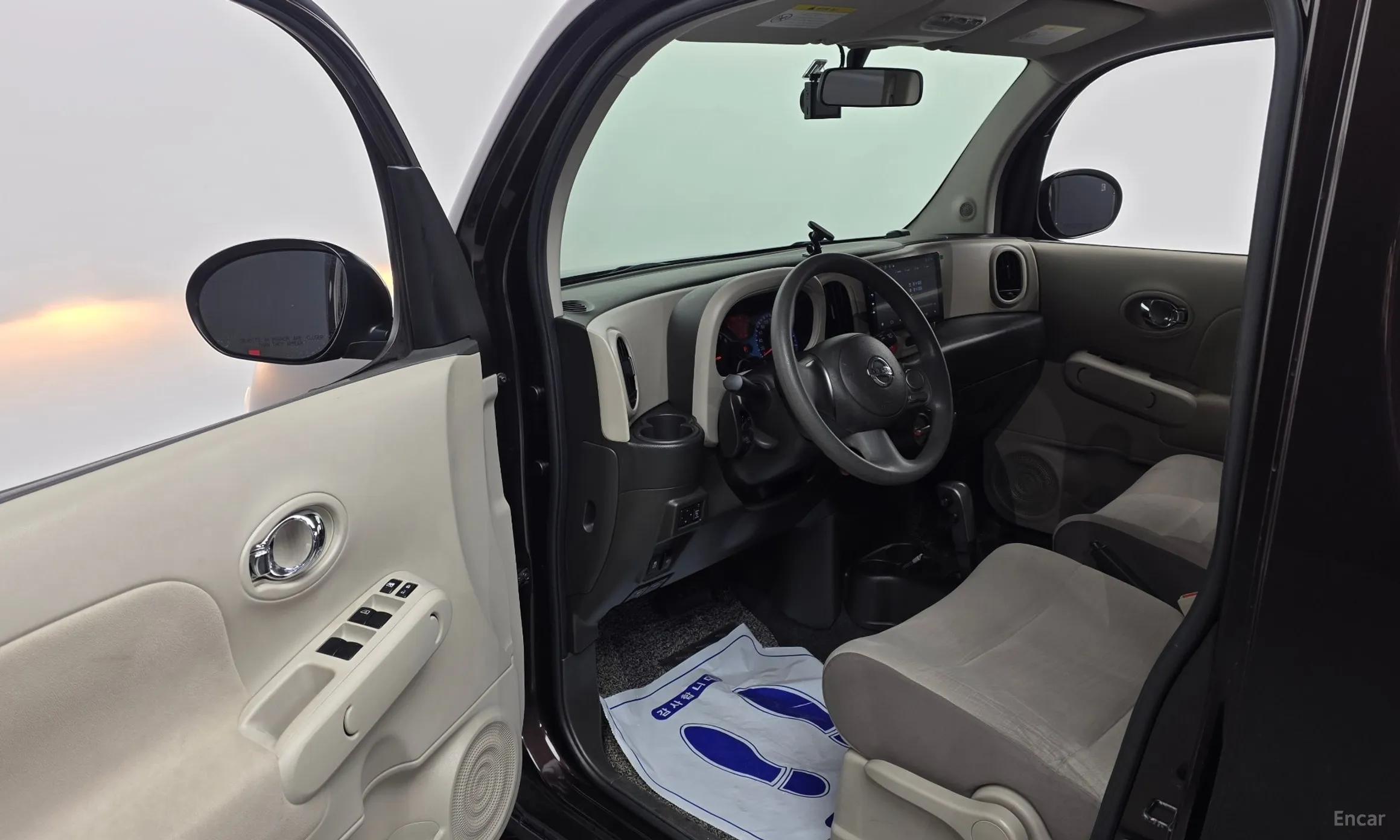 Nissan Cube превью 10