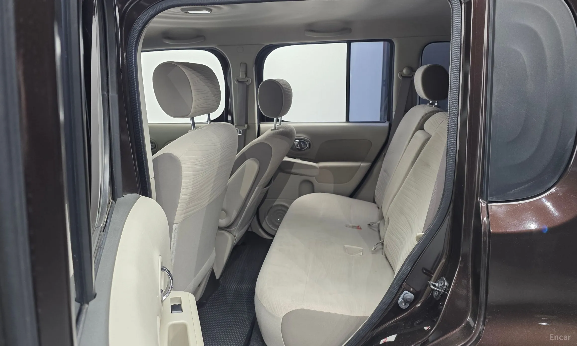 Nissan Cube превью 12