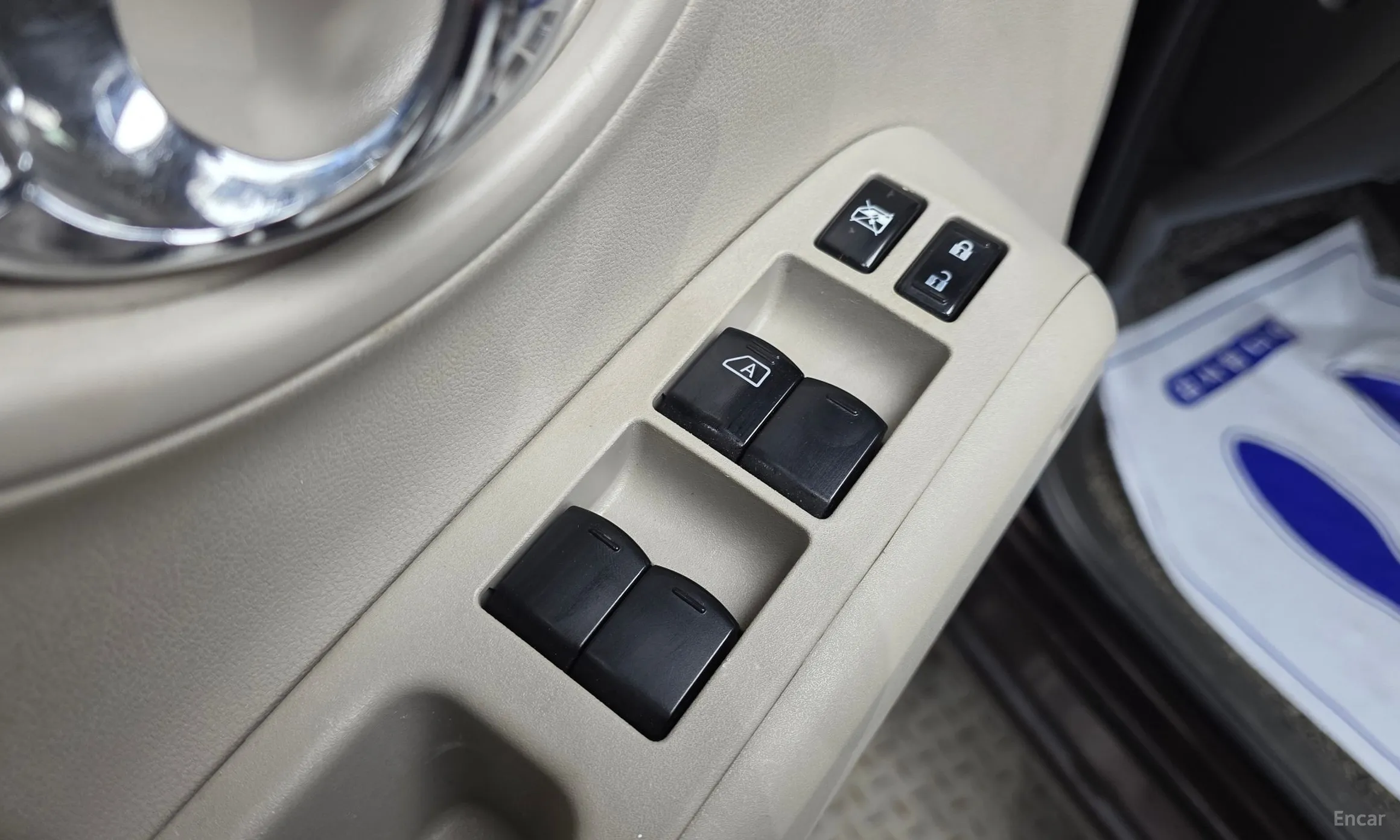 Nissan Cube превью 13