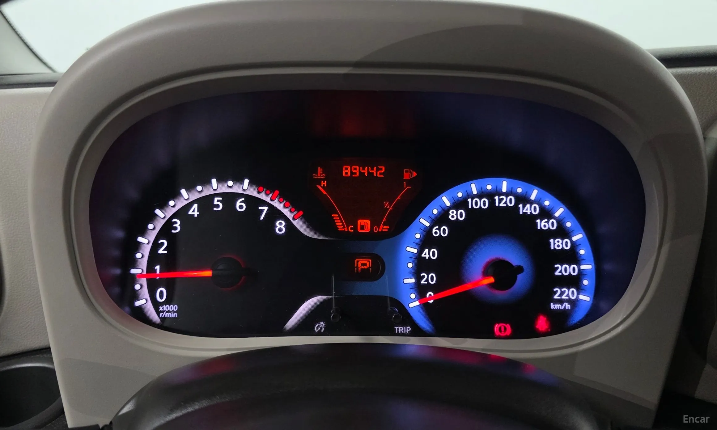 Nissan Cube превью 8