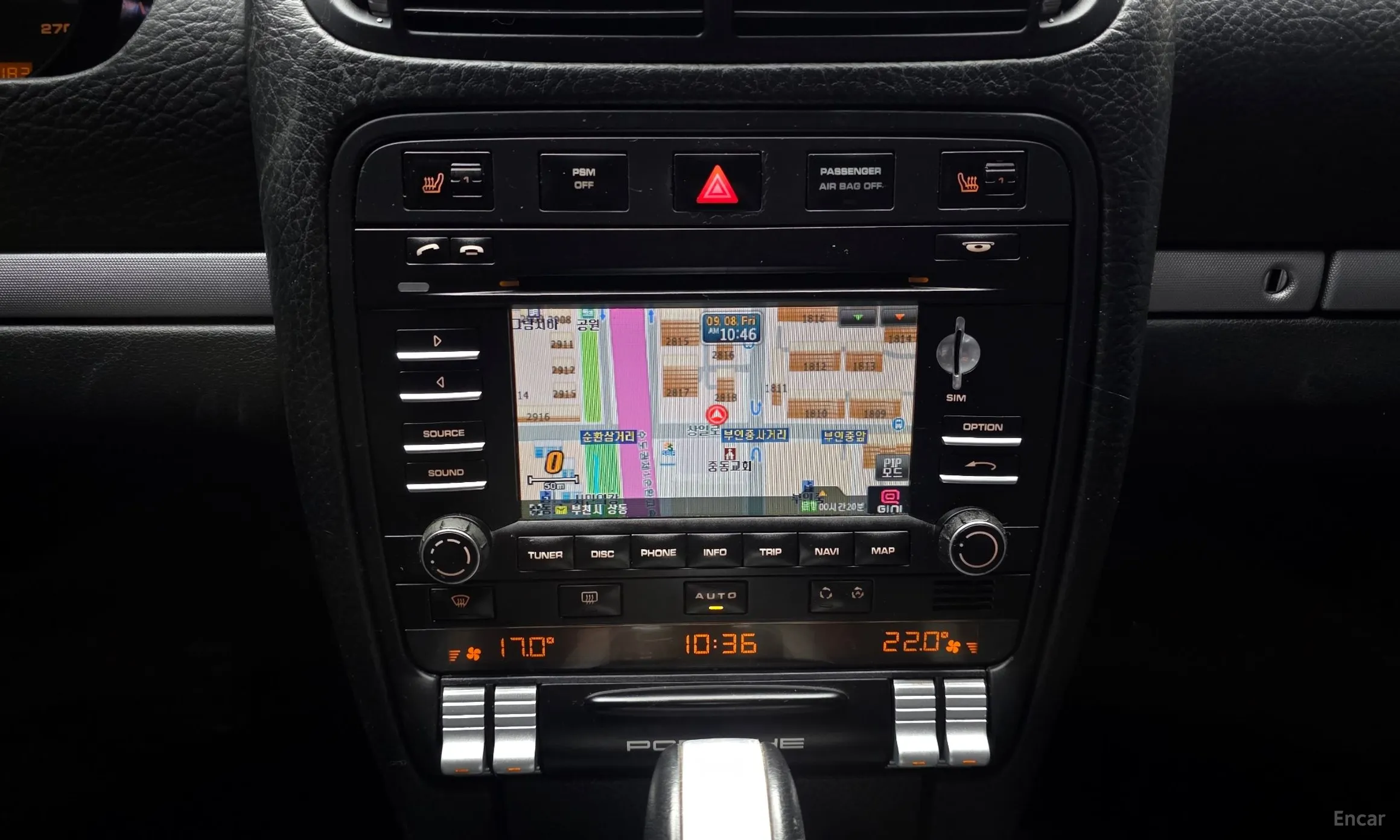 Porsche Cayenne превью 15