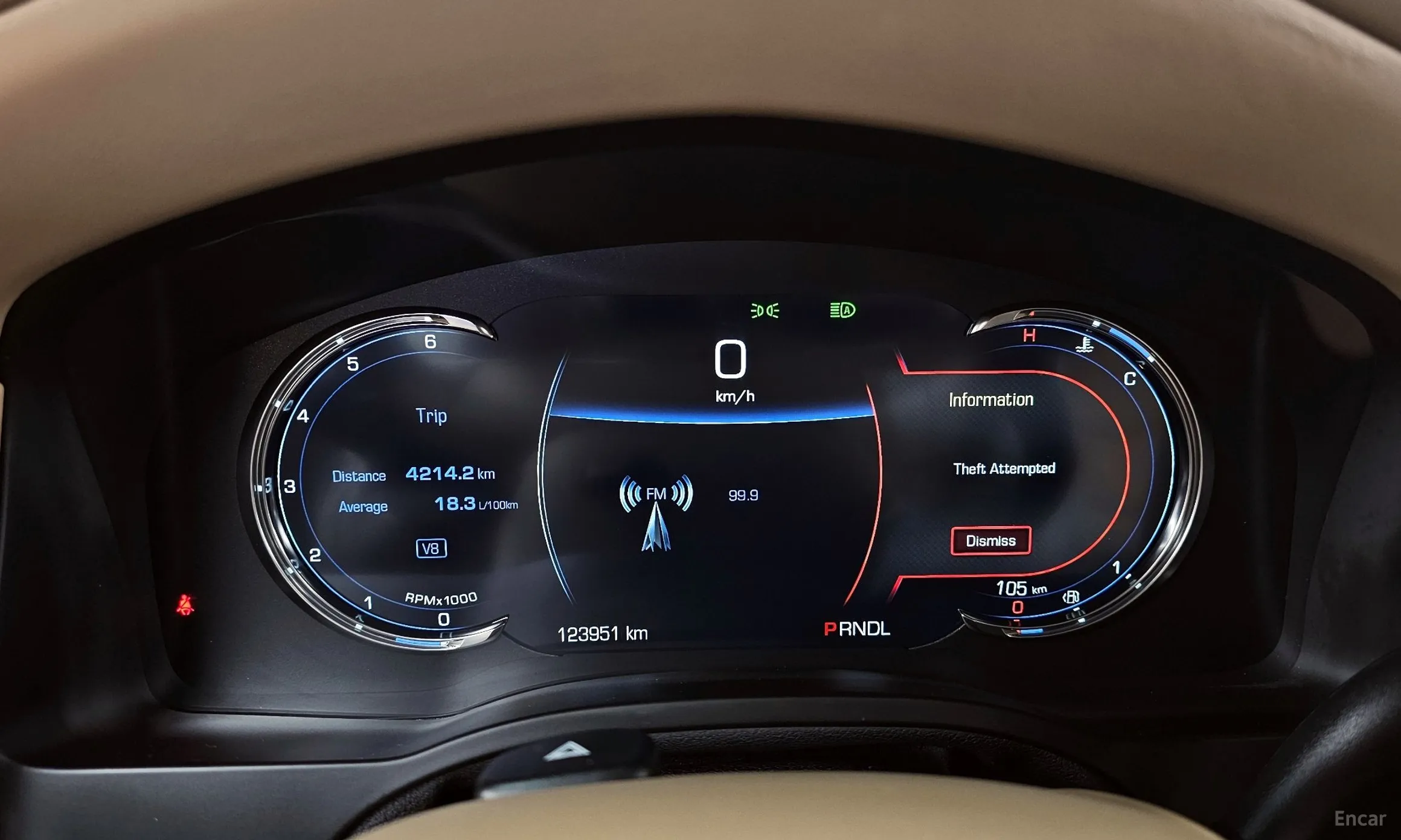 Cadillac Escalade превью 8