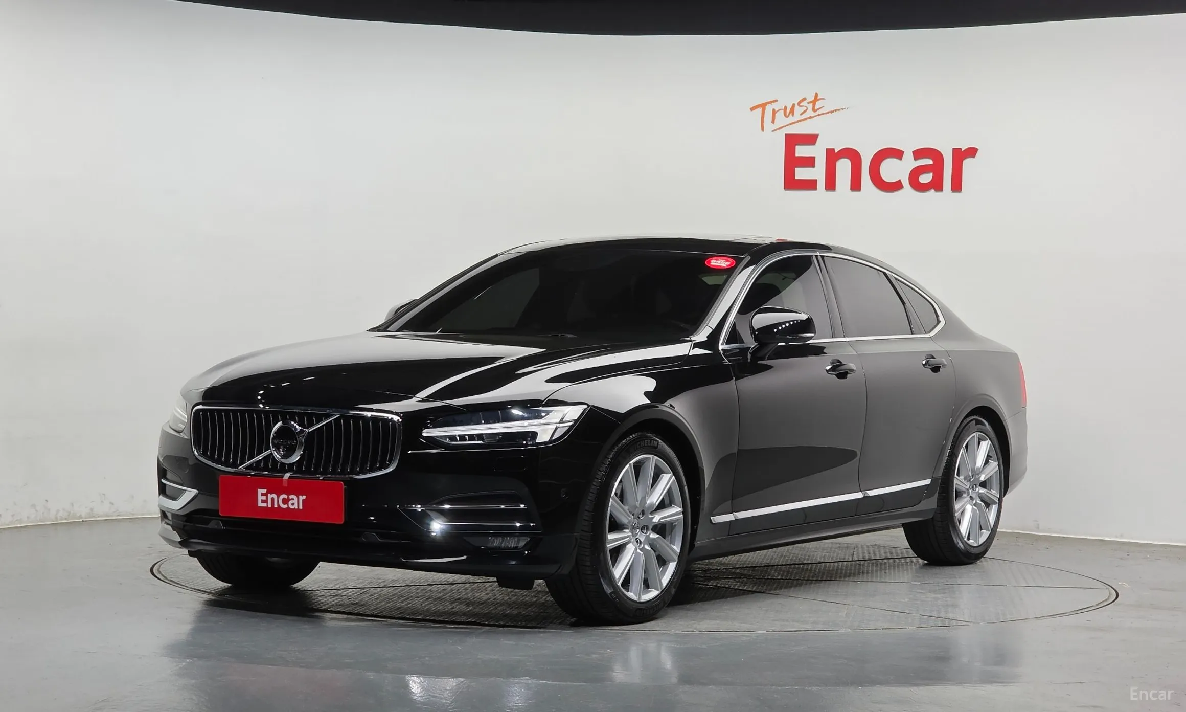 S90