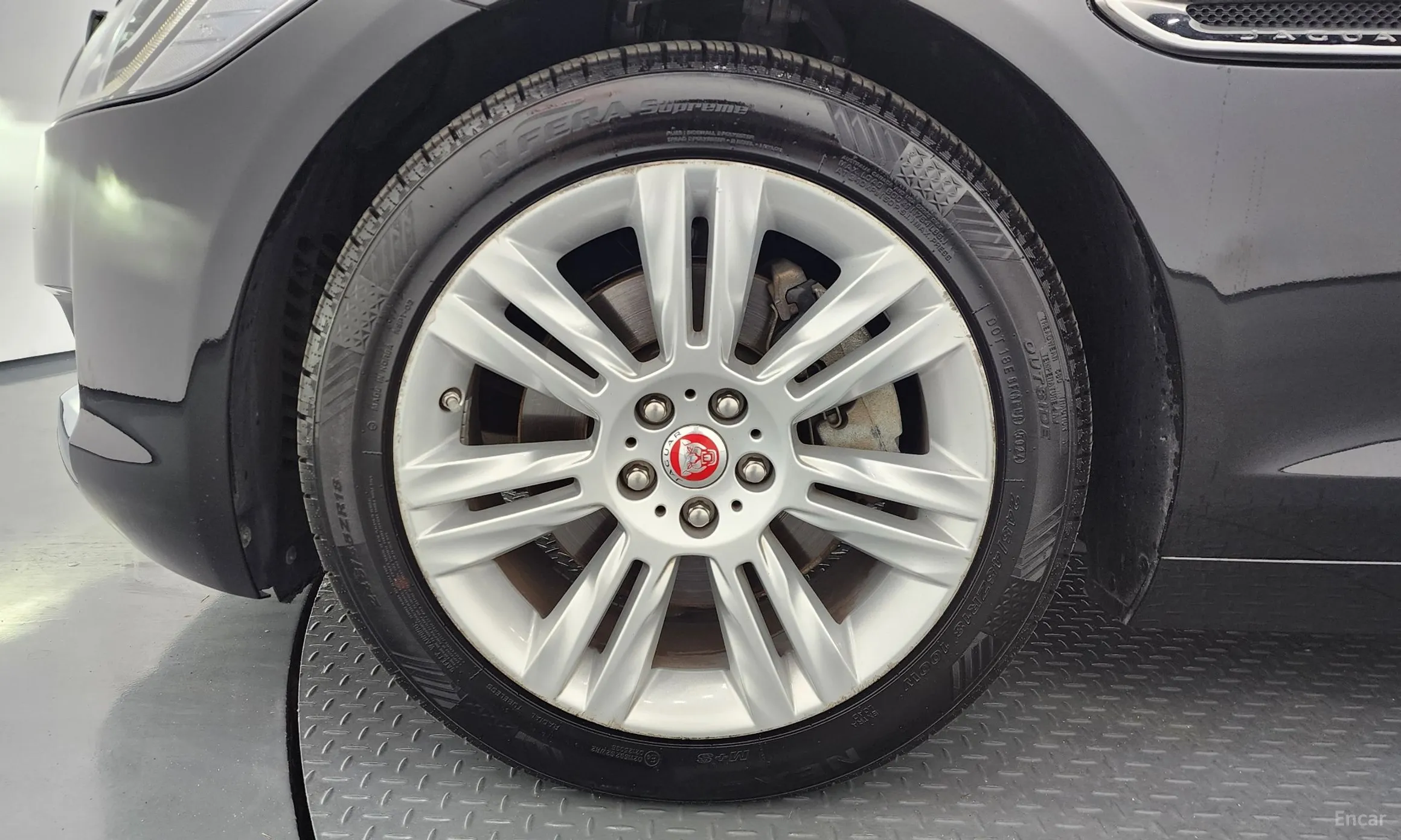 Jaguar XF (x260) превью 5