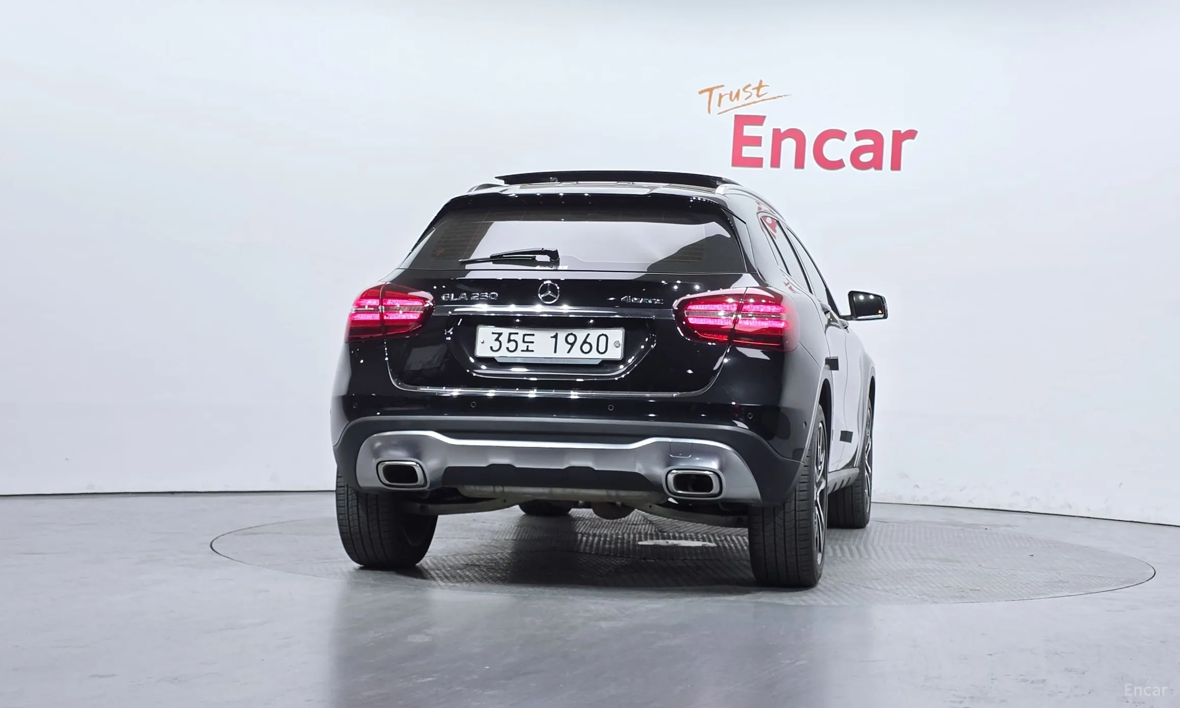 Mercedes Benz GLA-Class X156 превью 4