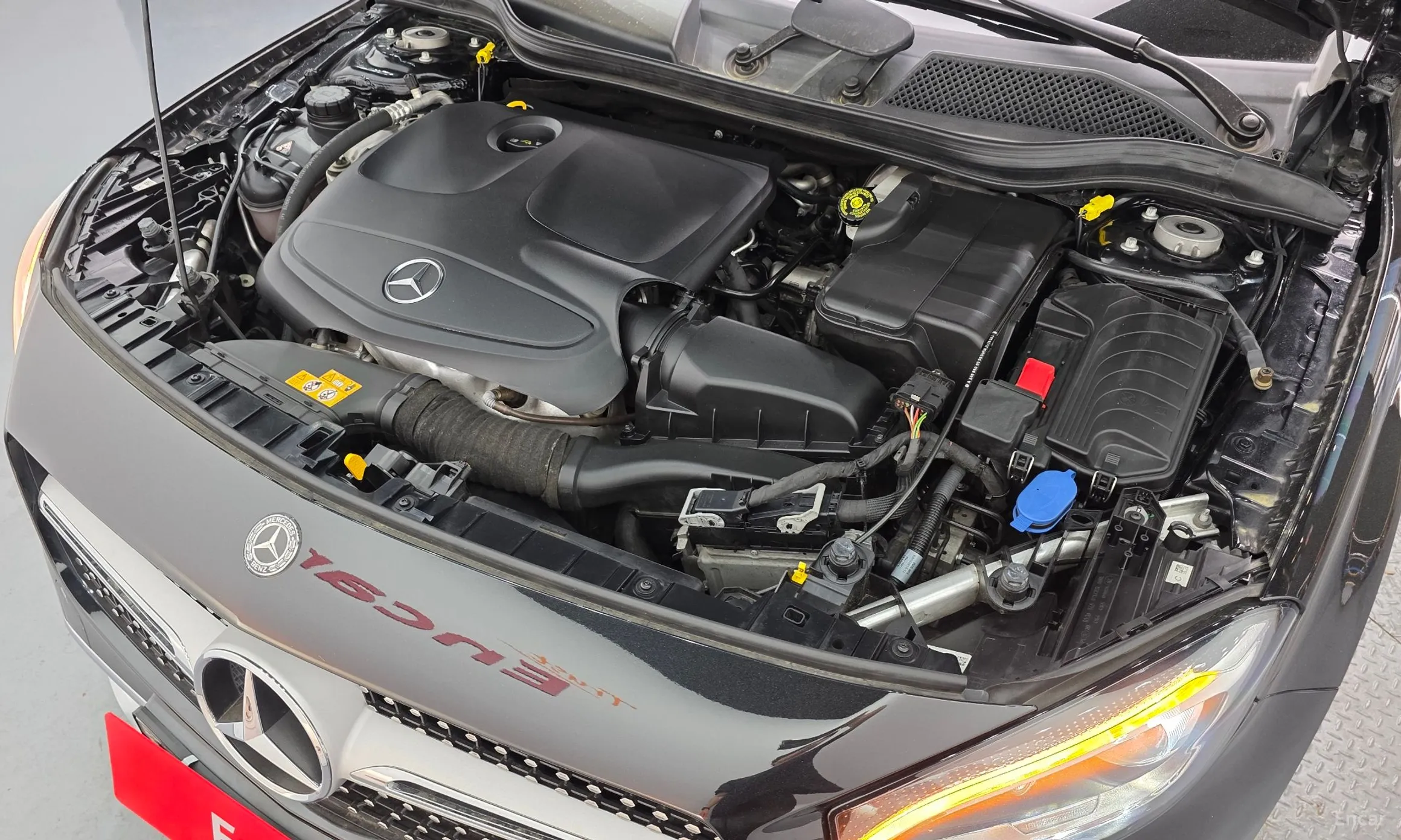 Mercedes Benz GLA-Class X156 превью 6