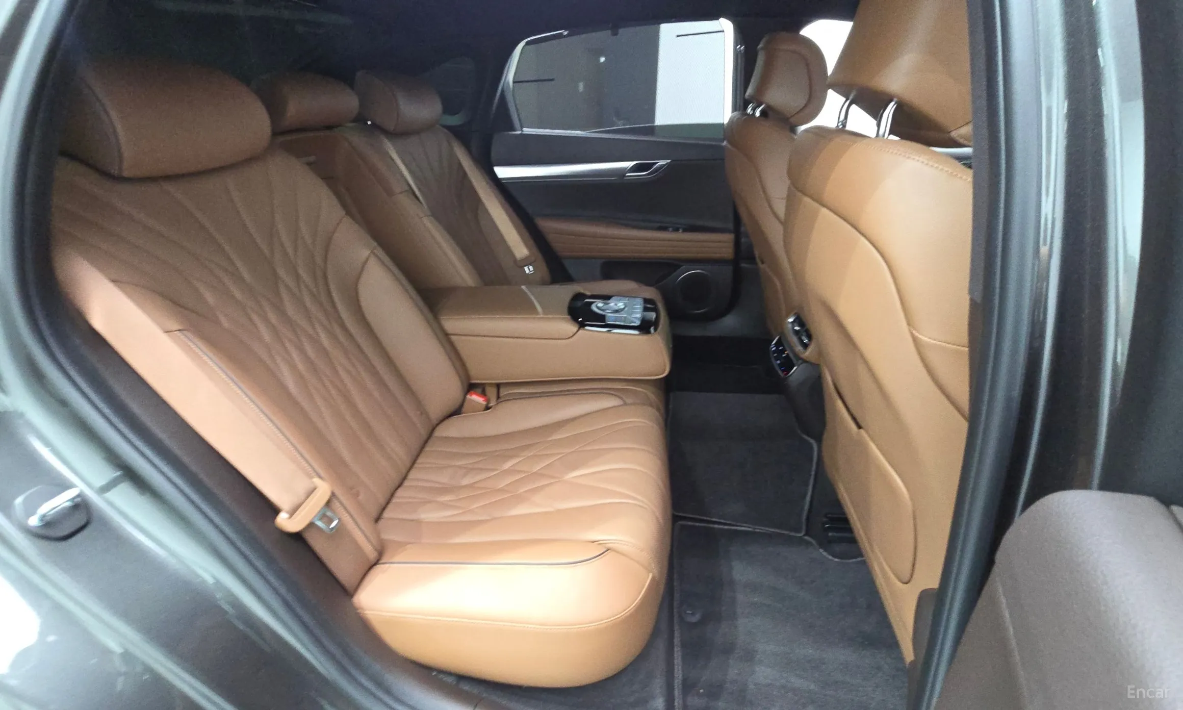 Genesis G80 (RG3) превью 12