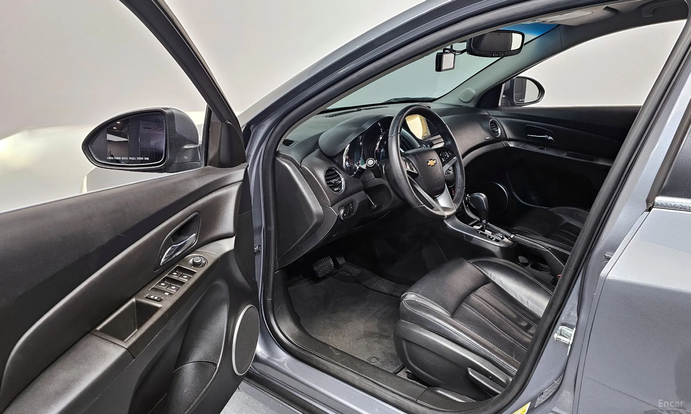 Chevrolet (GM Daewoo) Cruze превью 10