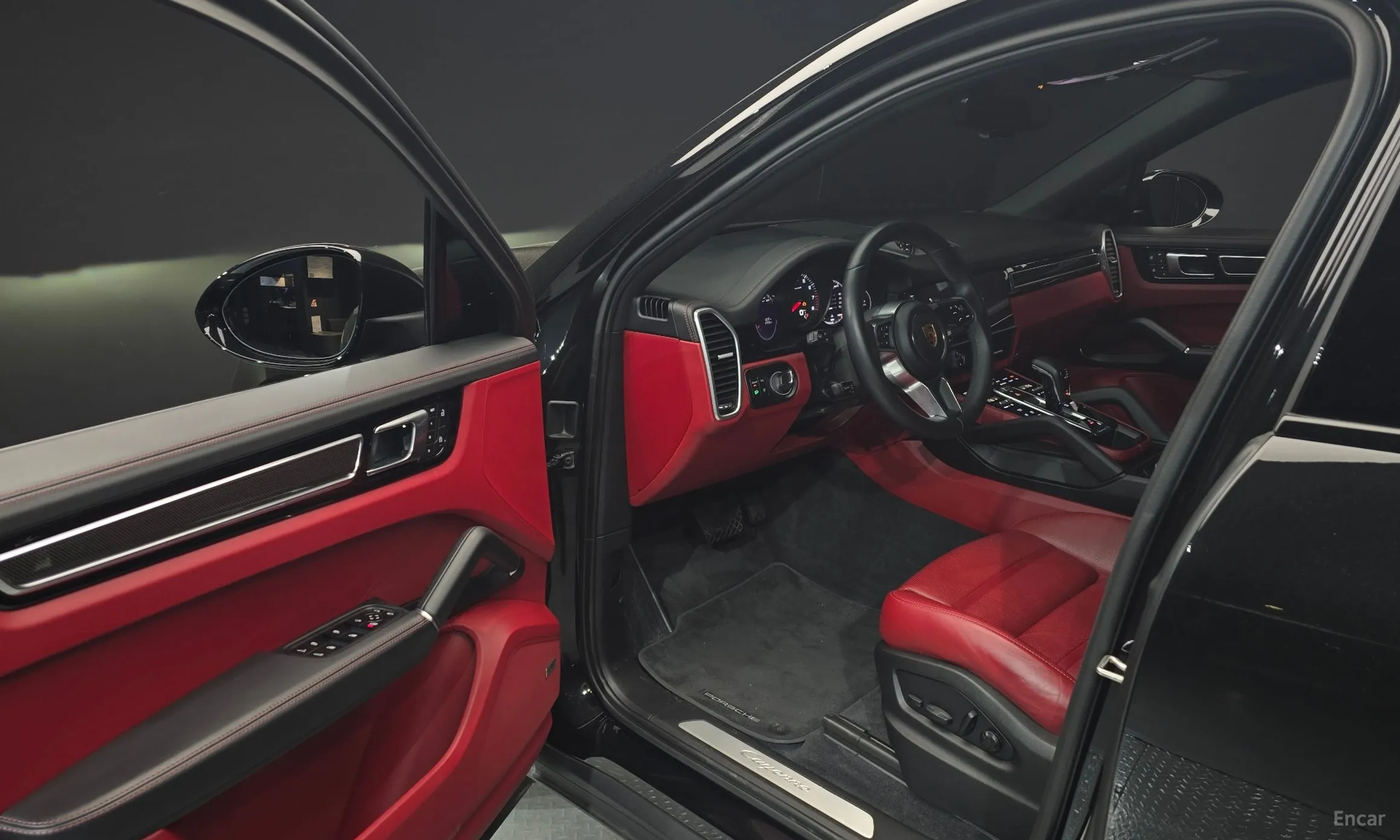 Porsche Cayenne (PO536) превью 10