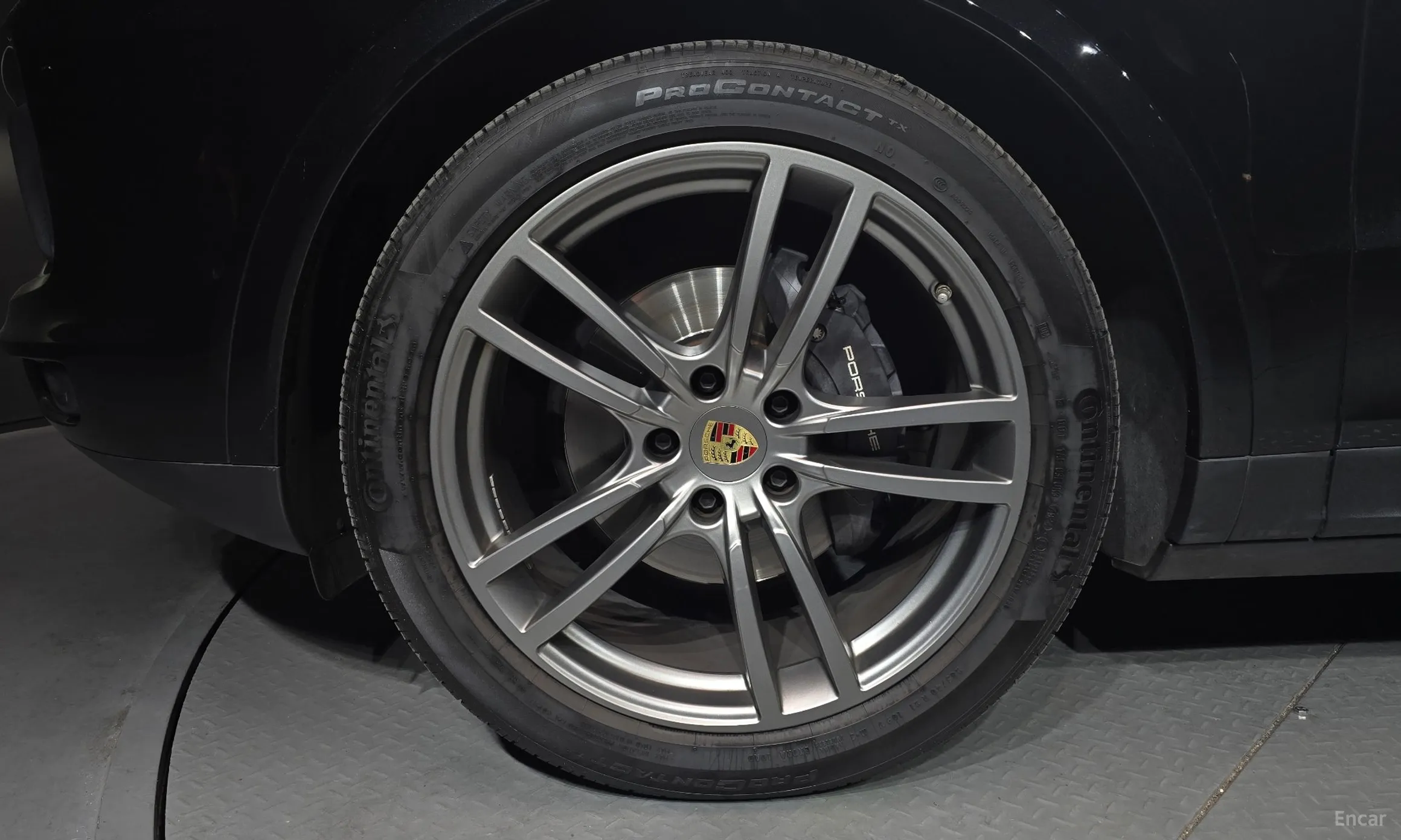 Porsche Cayenne (PO536) превью 5