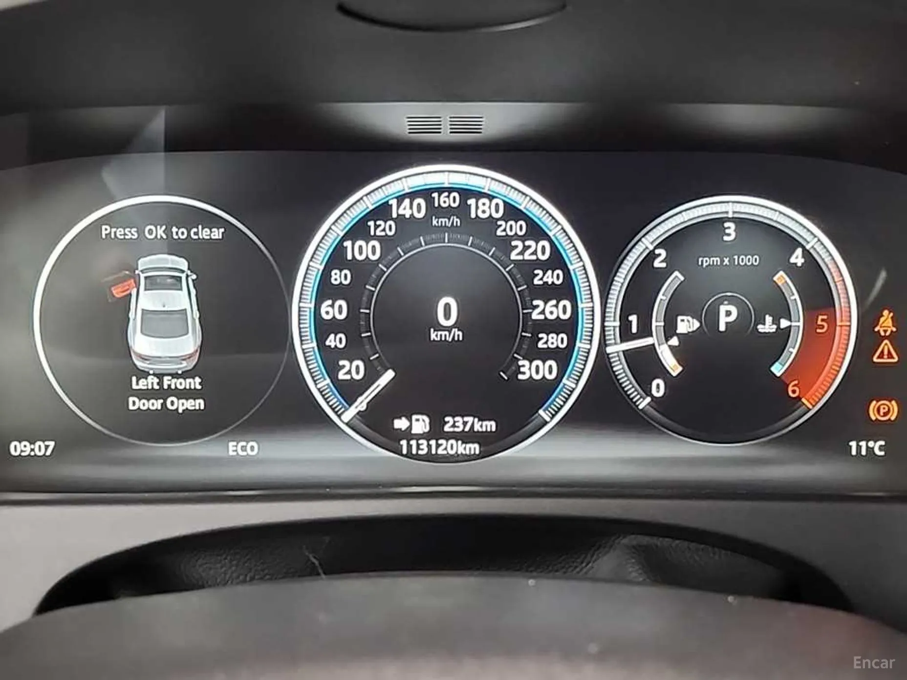 Jaguar XF (x260) превью 6